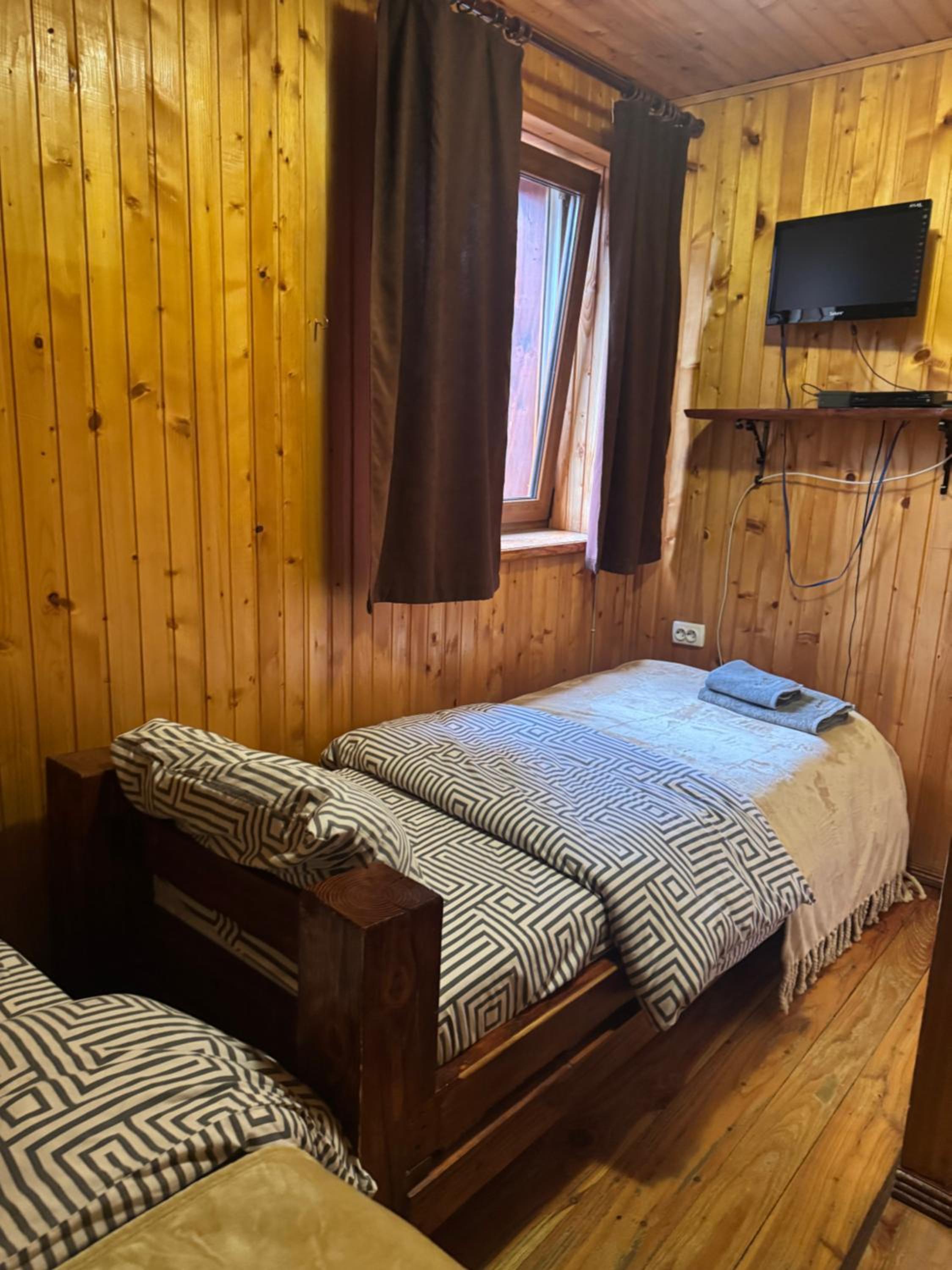 Budget Double Room photo 2