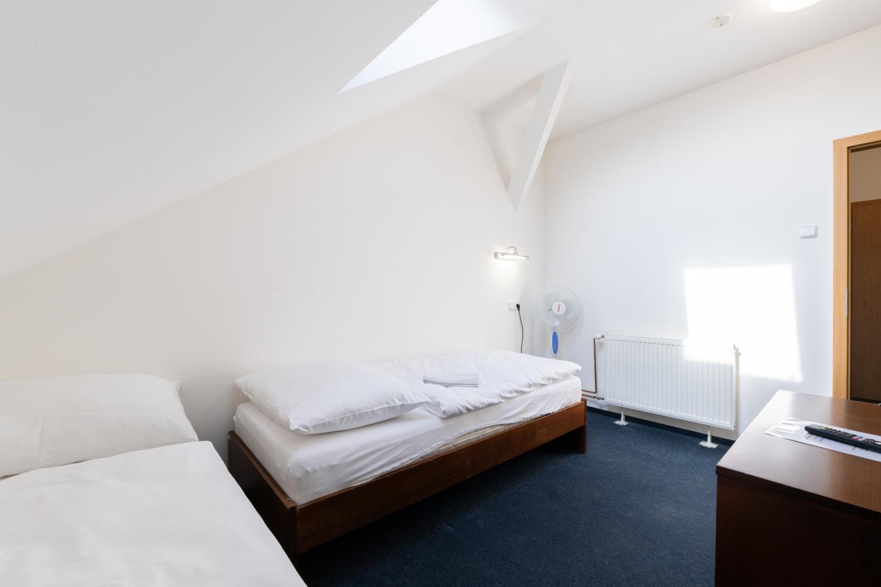 Standard Double Room - Photo 1