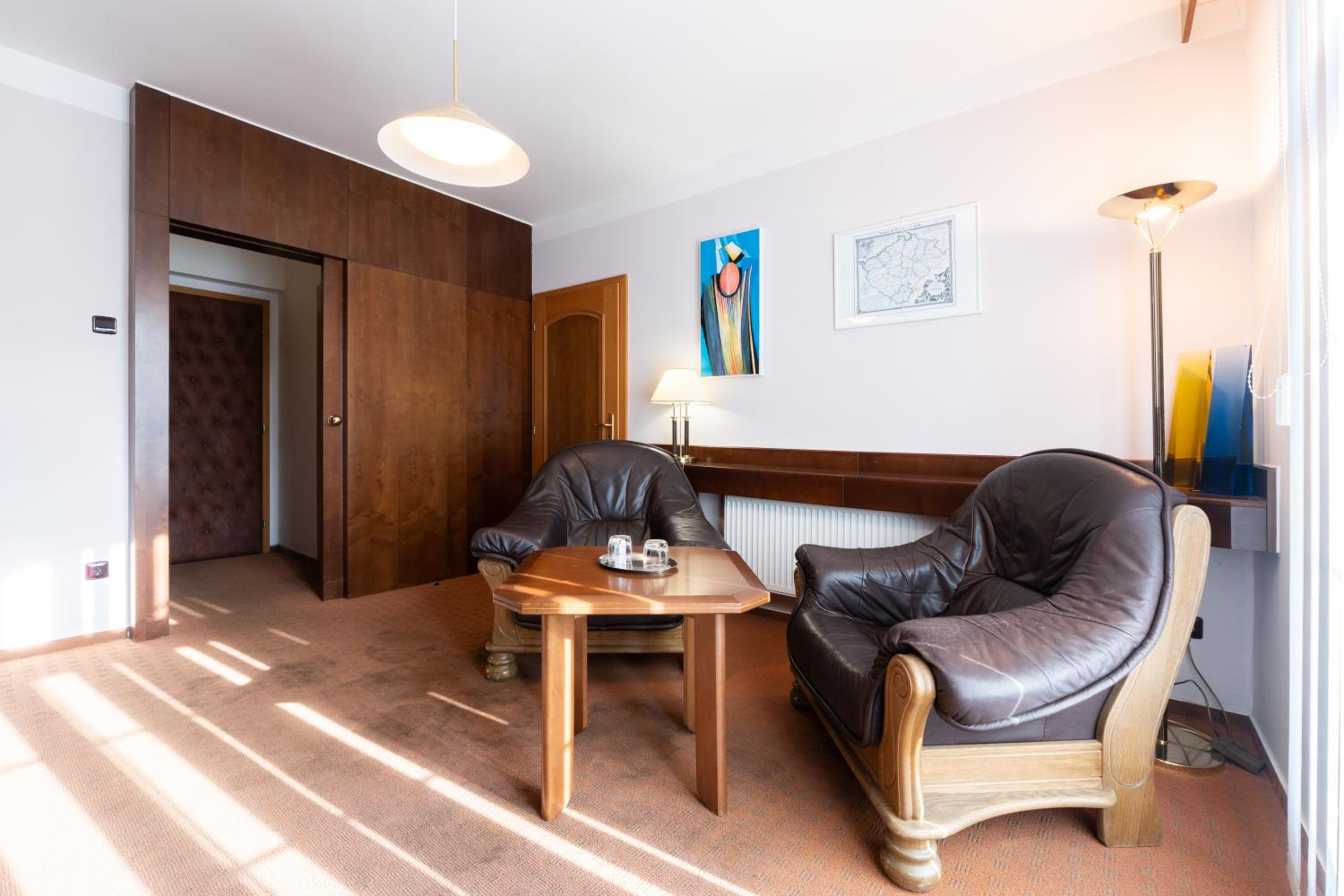 One-Bedroom Apartment - Photo 10