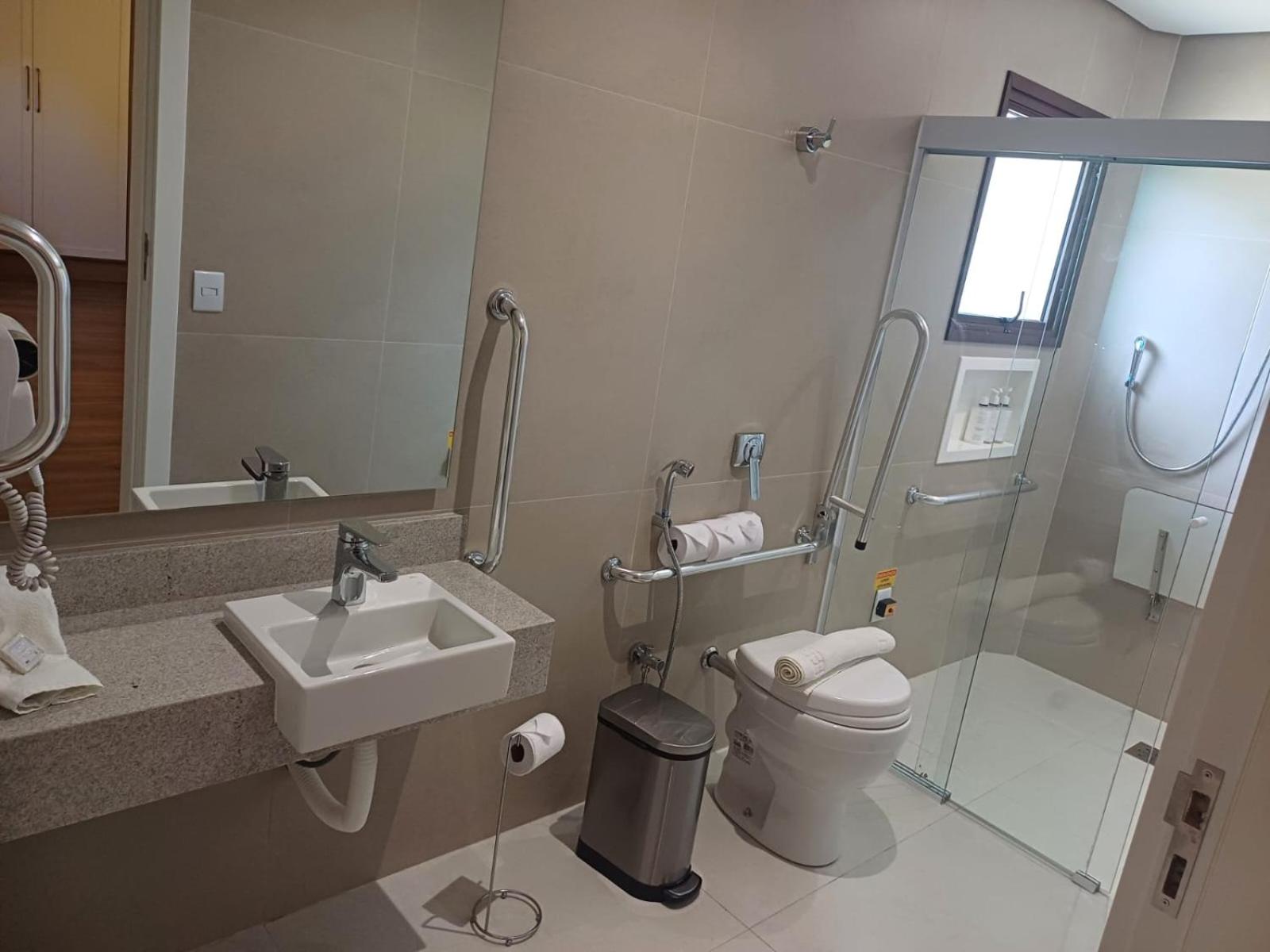Triple Room - Disability Access photo 2