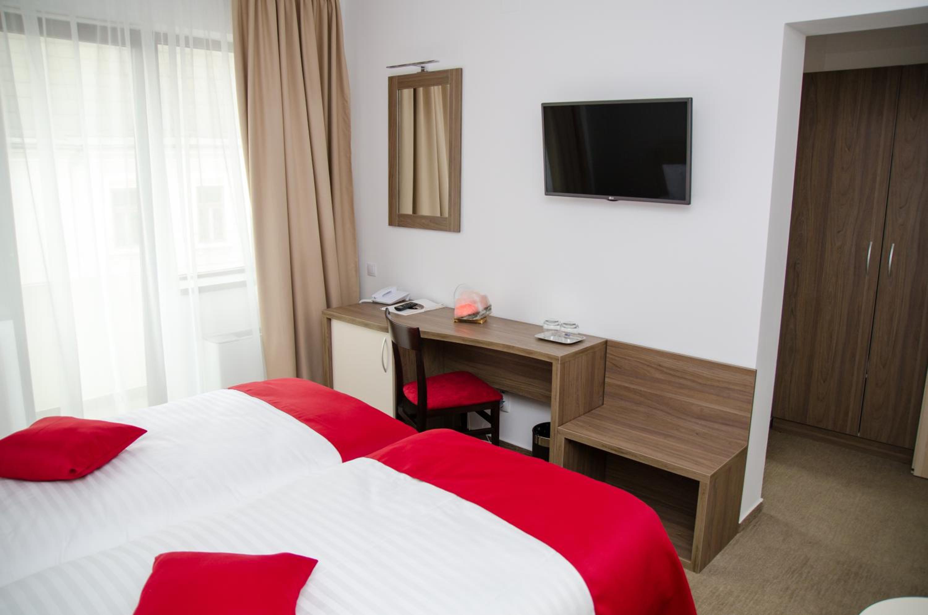 Standard Twin Room photo 2