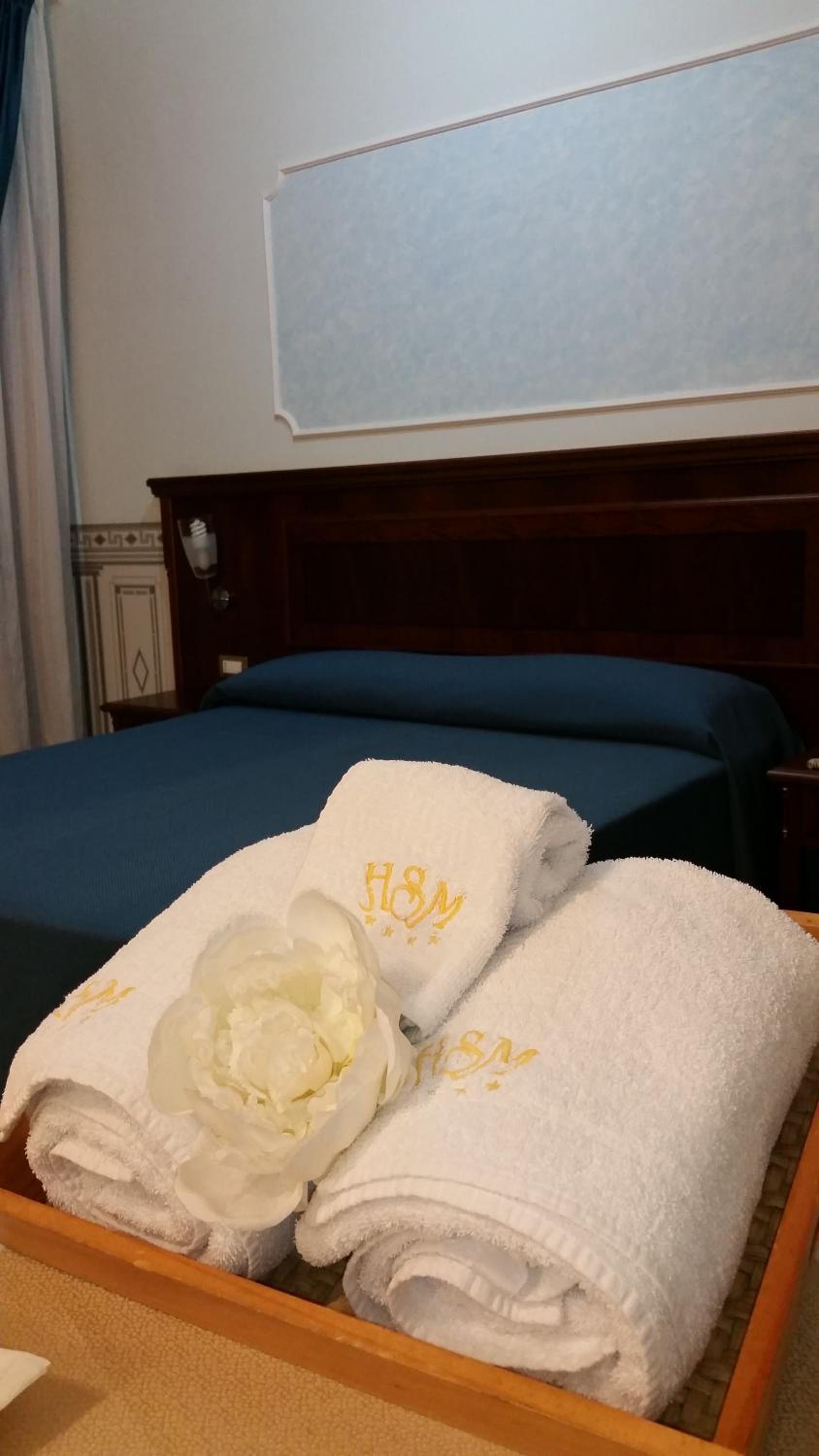 Double Room - Photo 13