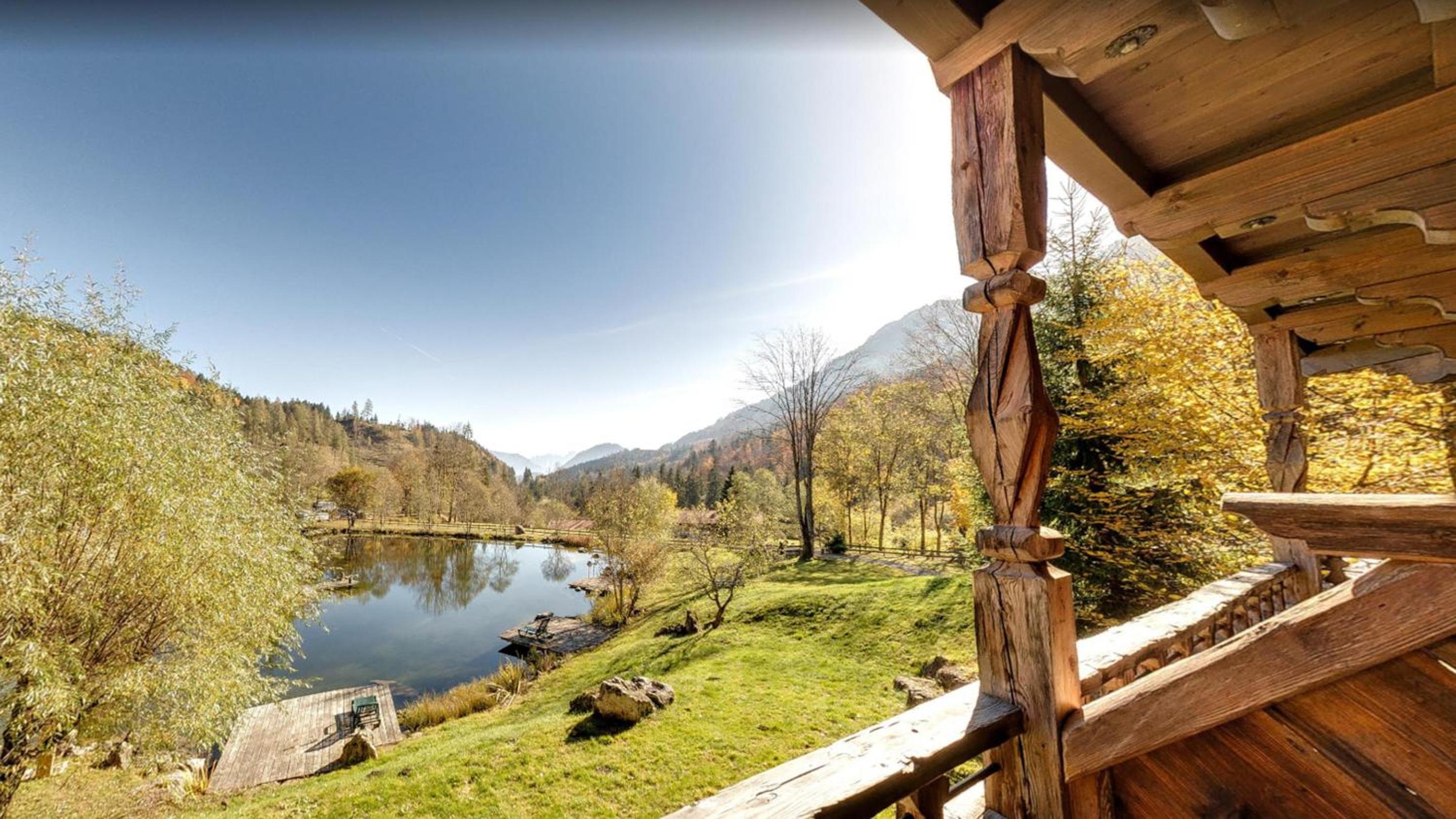 Two-Bedroom Family Room with One Double and One Bunk Bed, Balcony, Mountain View and Cozy Sitting Corner