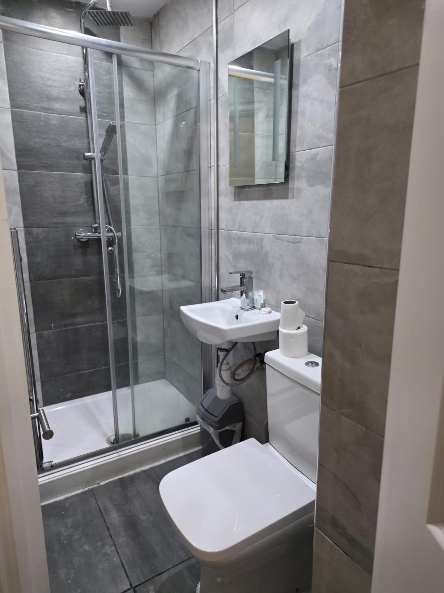 Deluxe Single Room