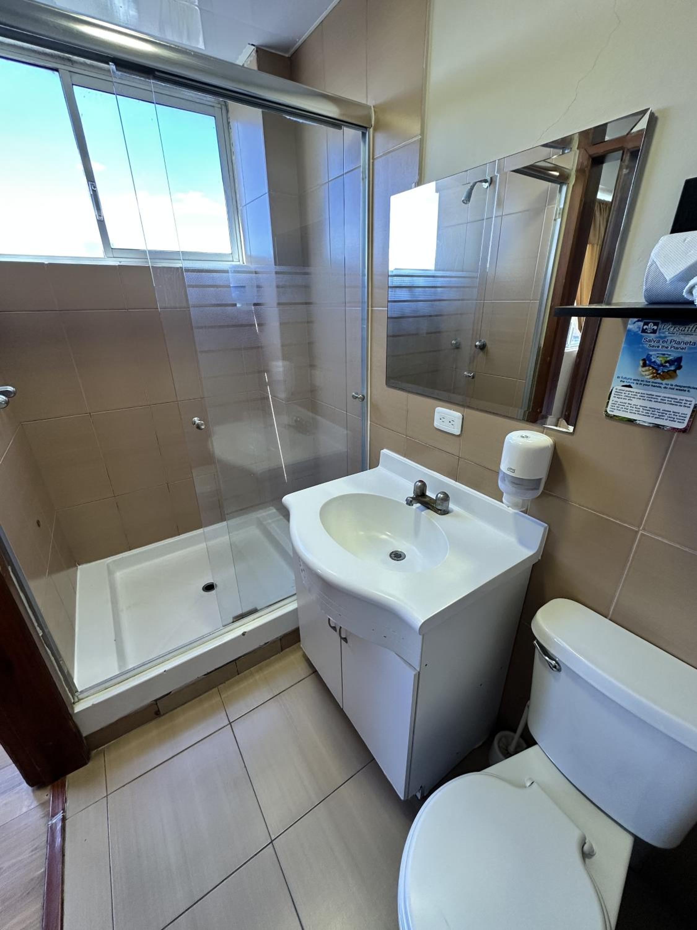 Standard Quadruple Room - Photo 3