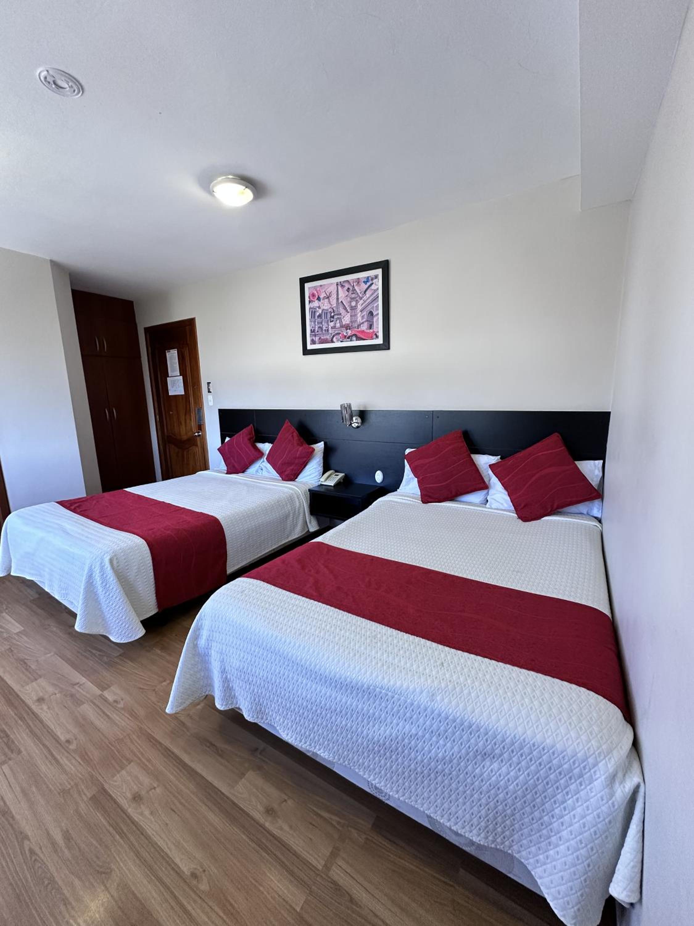 Standard Quadruple Room - Photo 1