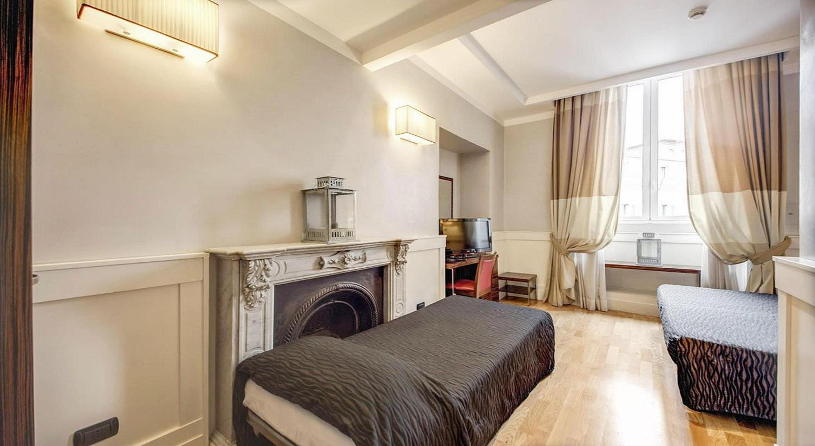 Superior Triple Room photo 3