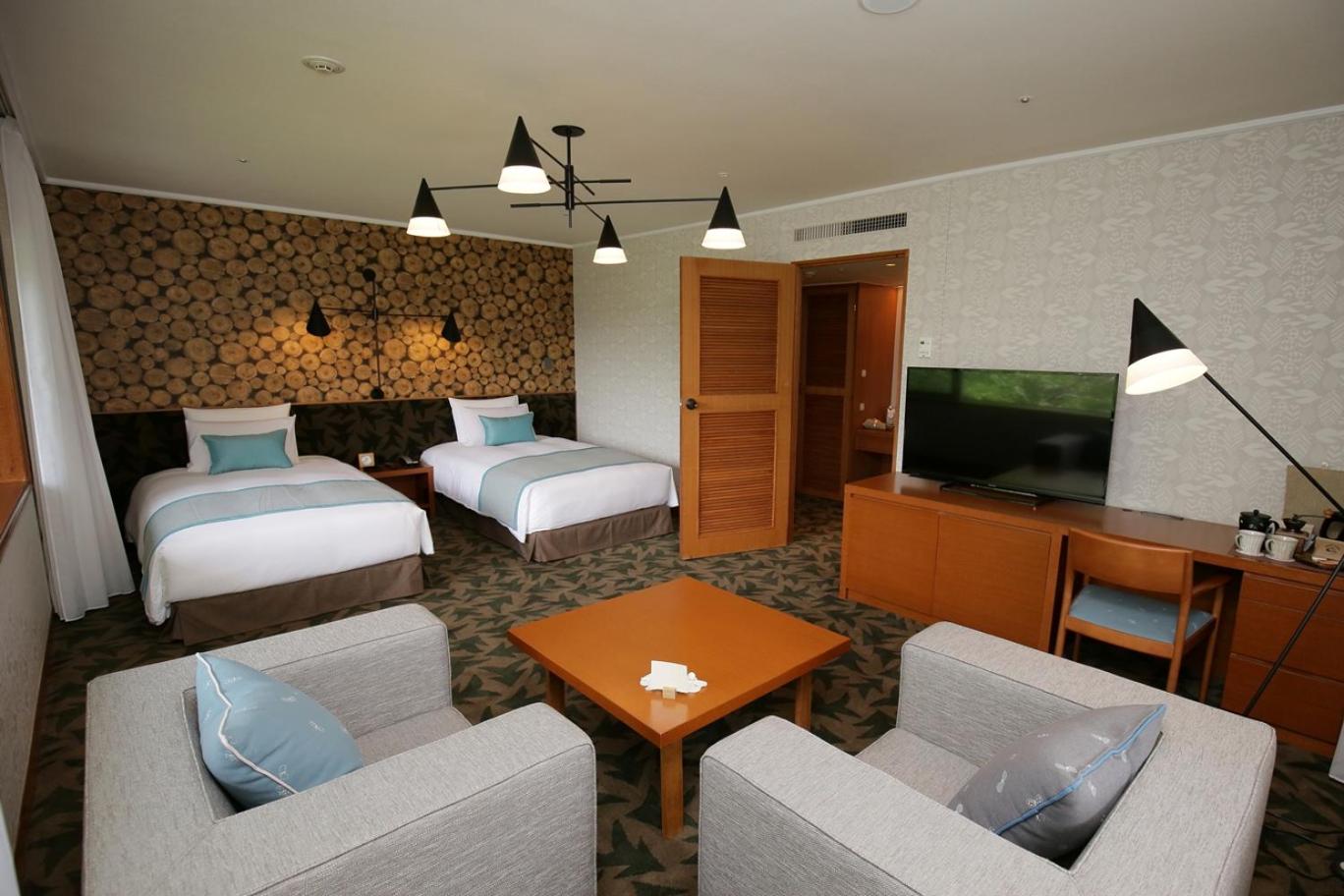 Deluxe Twin Room photo 3