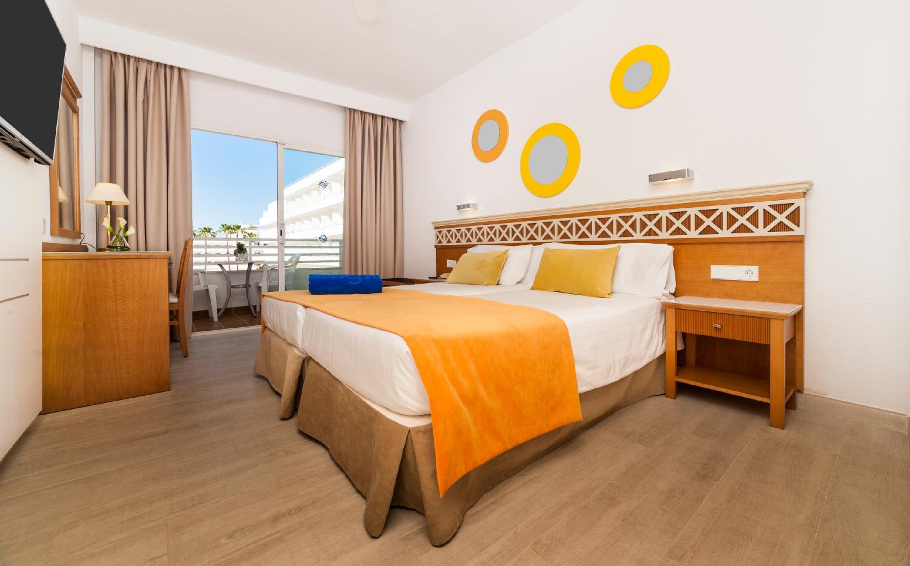 Habitación Doble o Twin (2 Adultos + 1 Niño)