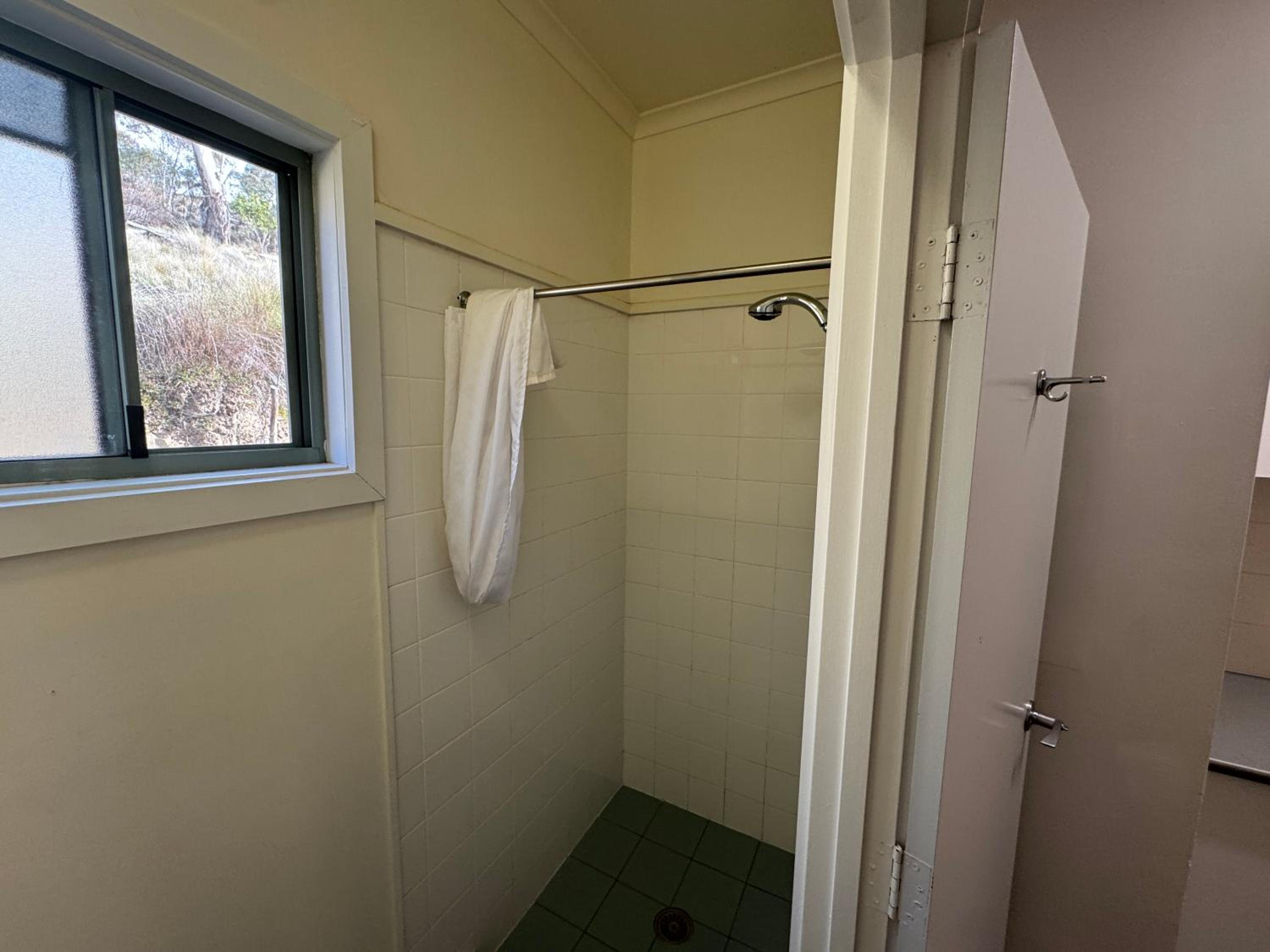 Mixed Dormitory Room photo 2