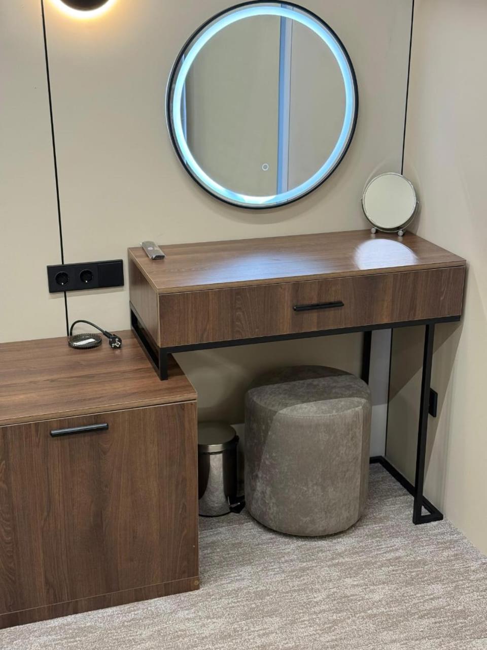 One-Bedroom Suite photo 2