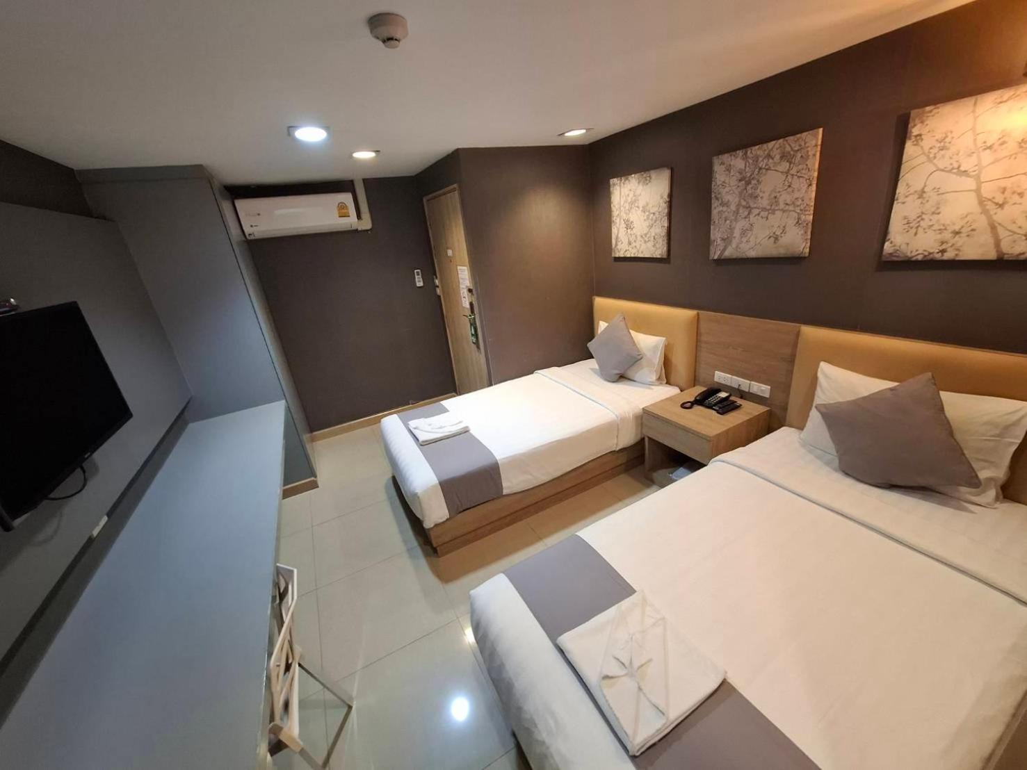 Superior Twin Room photo 2