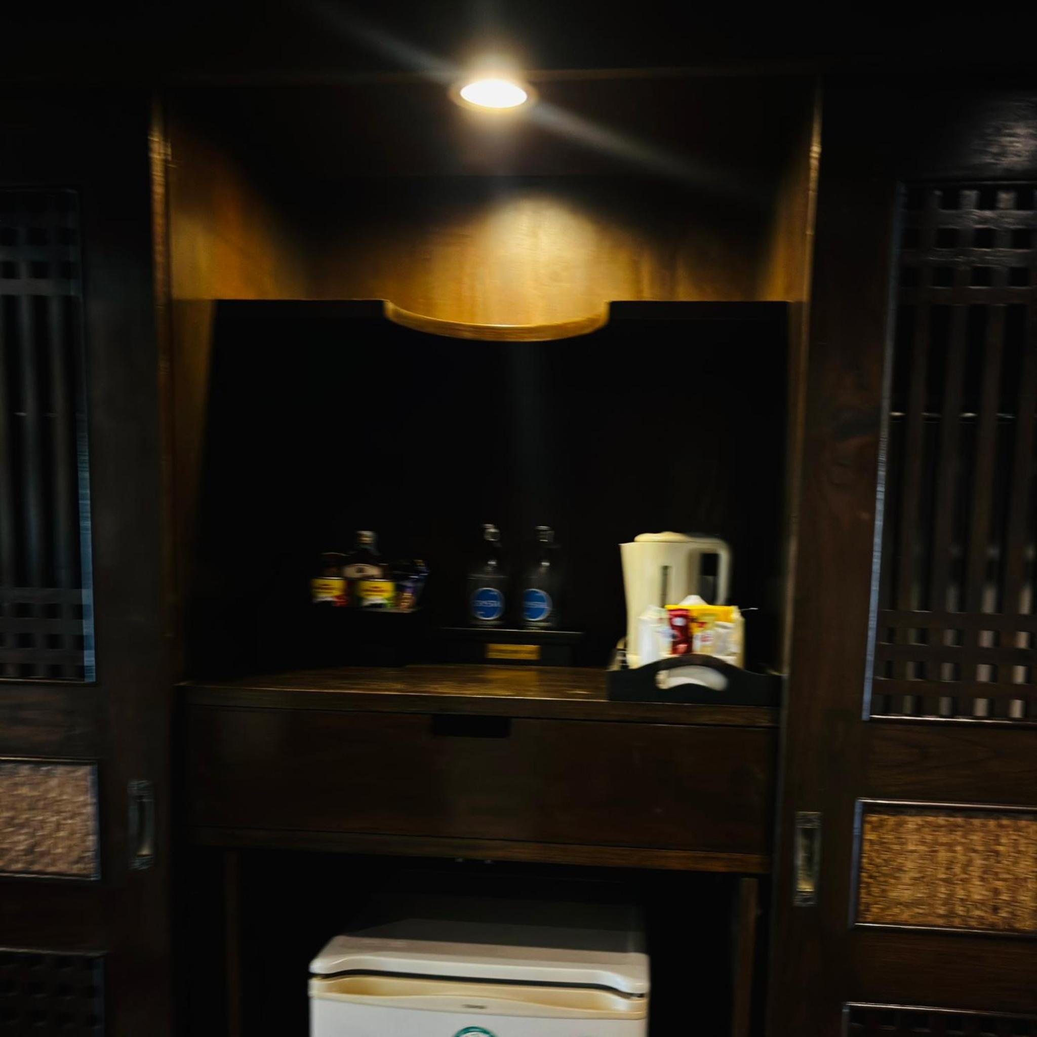 Superior Twin Room with City View photo 3