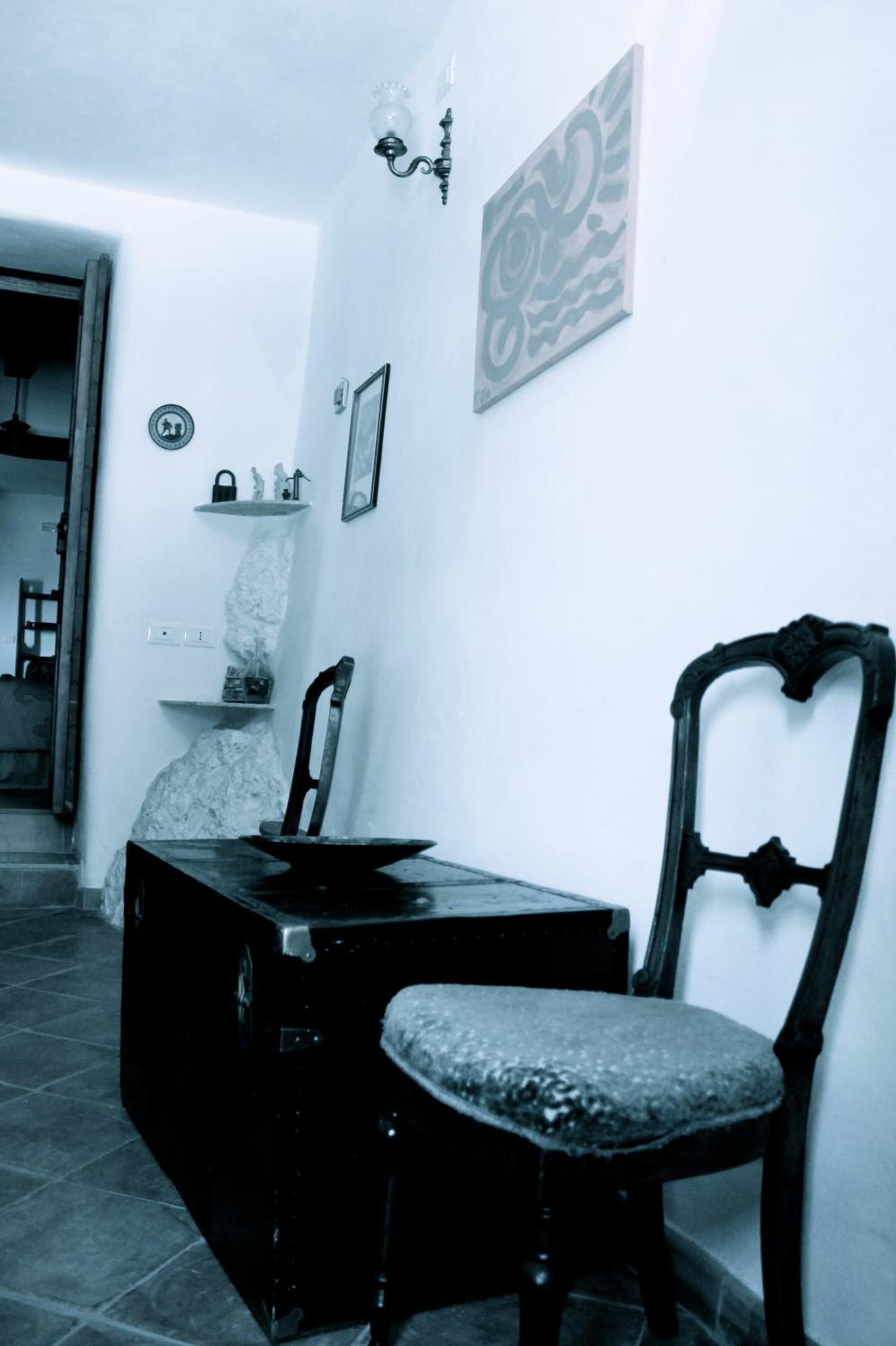 Two-Bedroom Apartment with Terrace - Photo 16