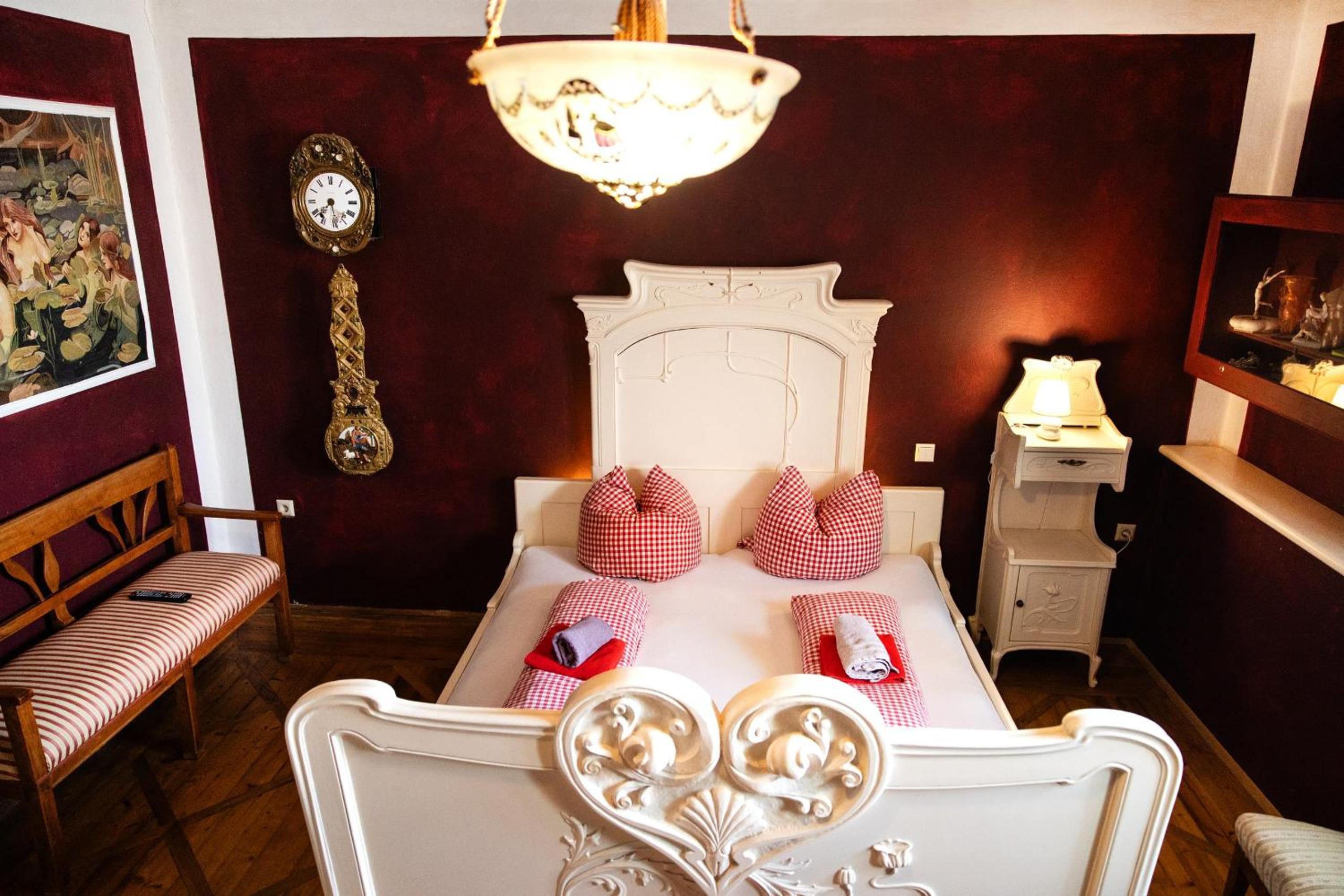 Hochzeitszimmer photo 3