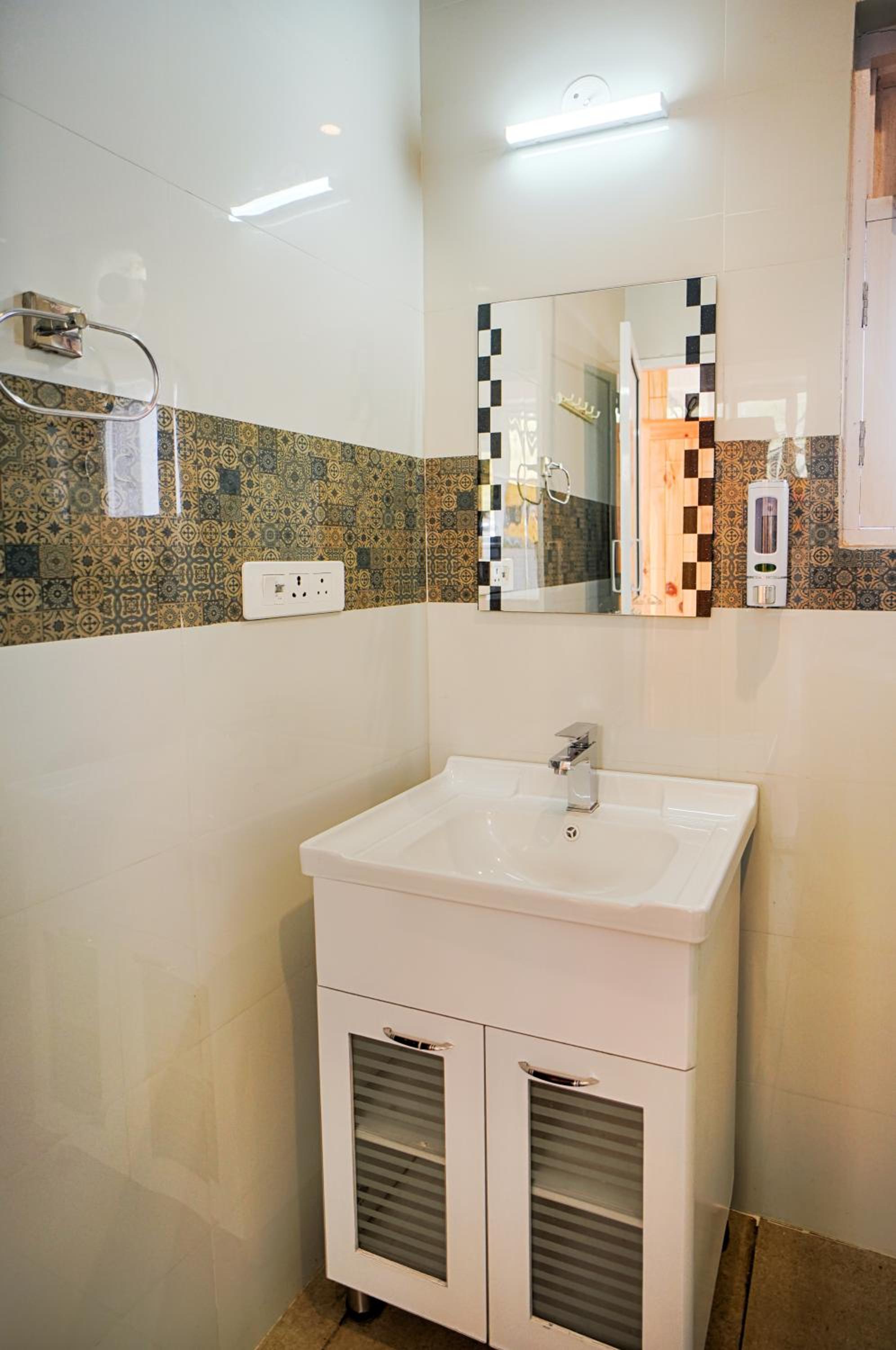 Superior Double Room - Photo 7