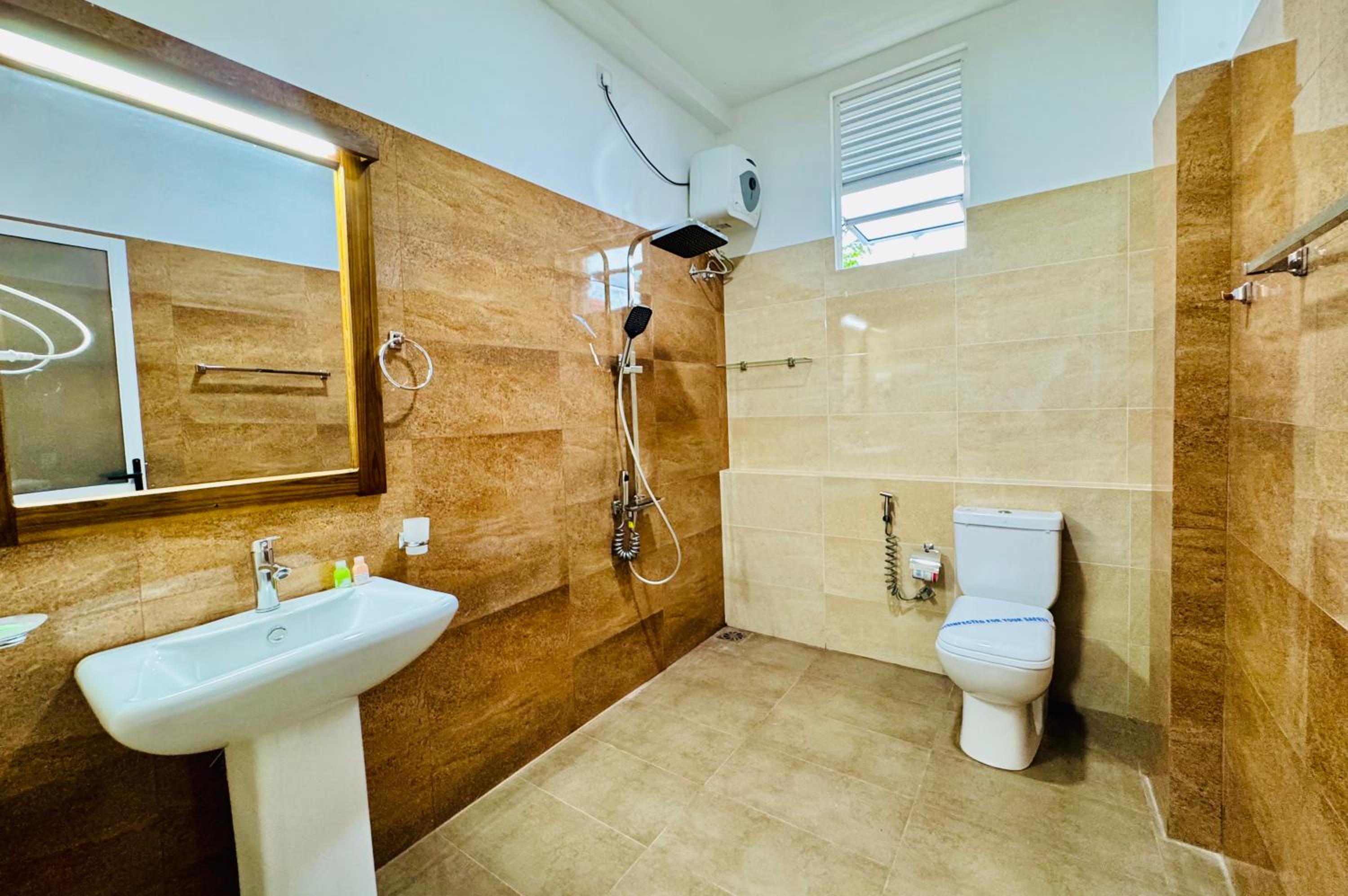 Luxury Triple Room photo 2