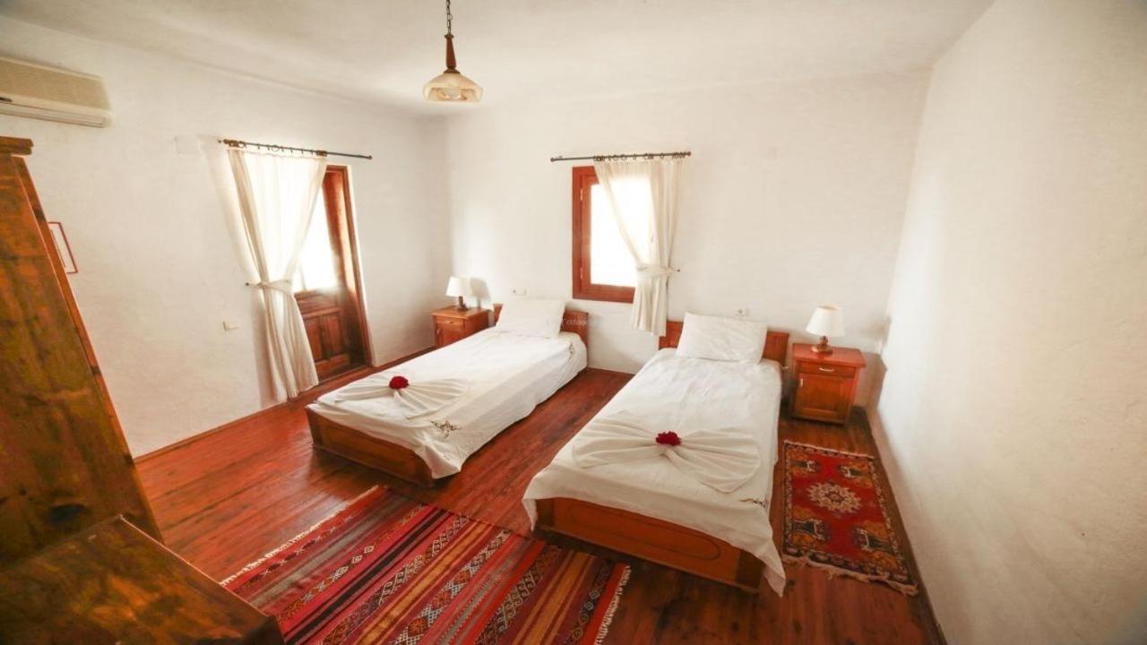 Two-Bedroom Villa photo 3