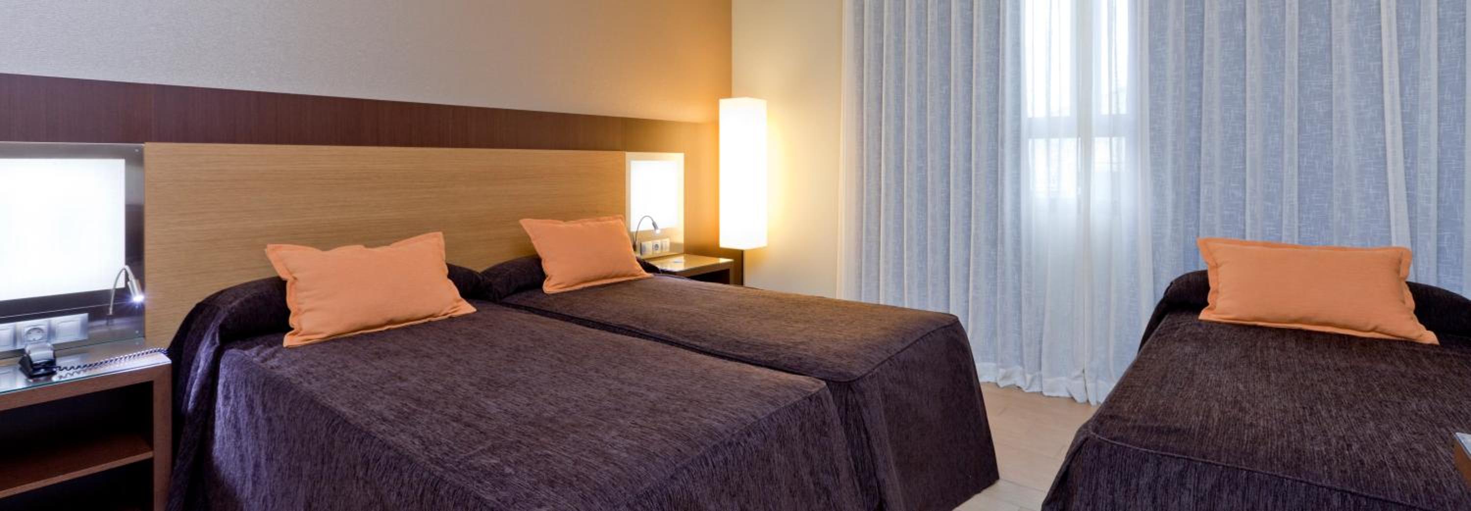 Triple Room