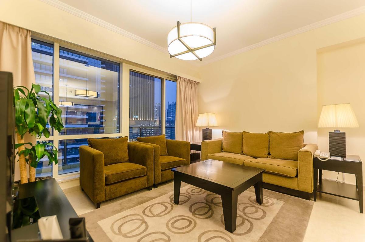 Executive One-Bedroom Apartment with Balcony photo 3