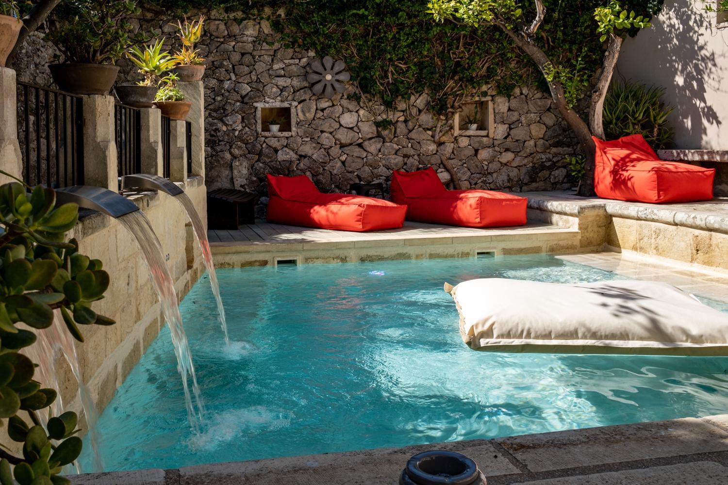 Deluxe Suite with Spa Bath