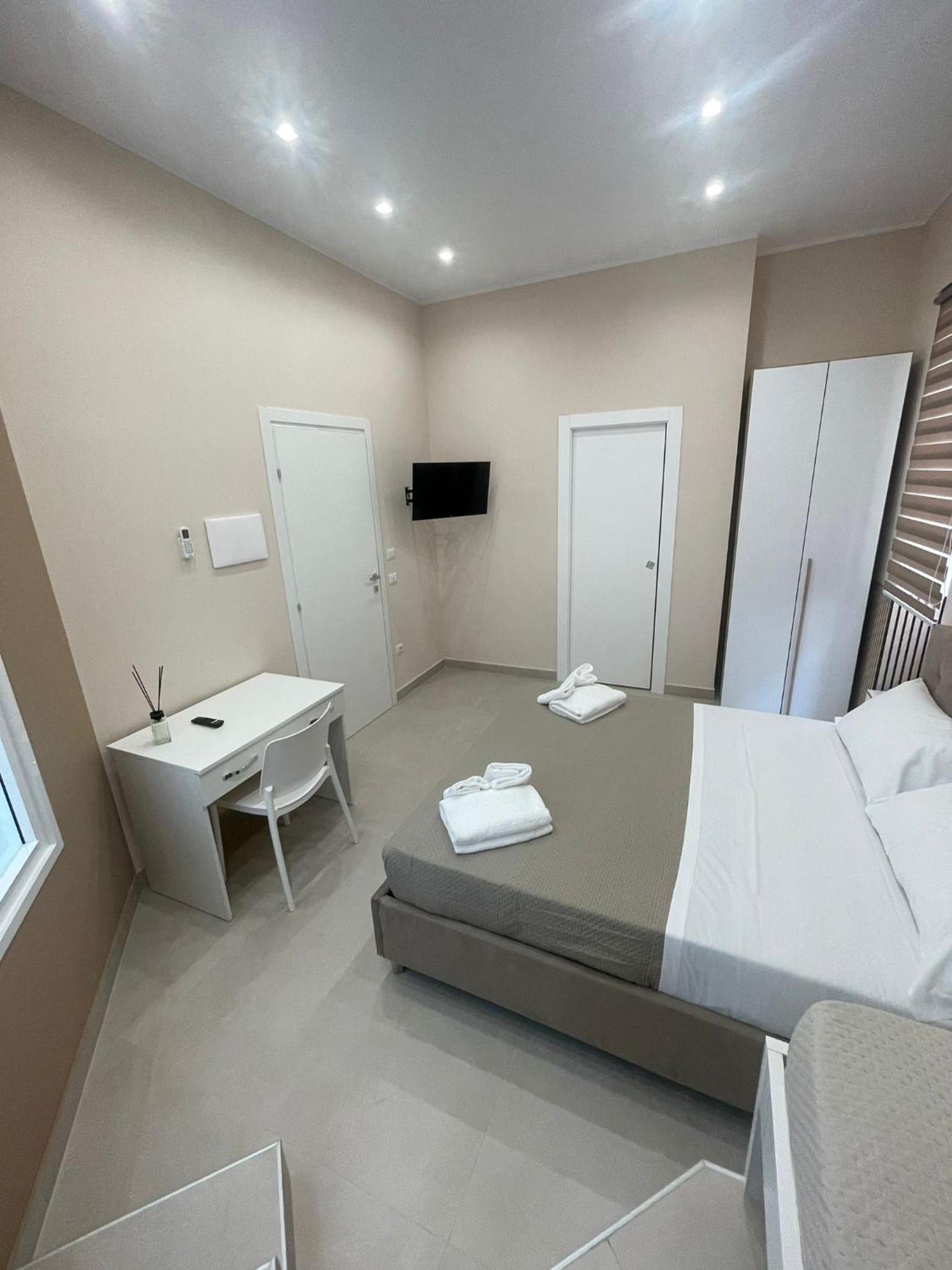 Deluxe Triple Room photo 2