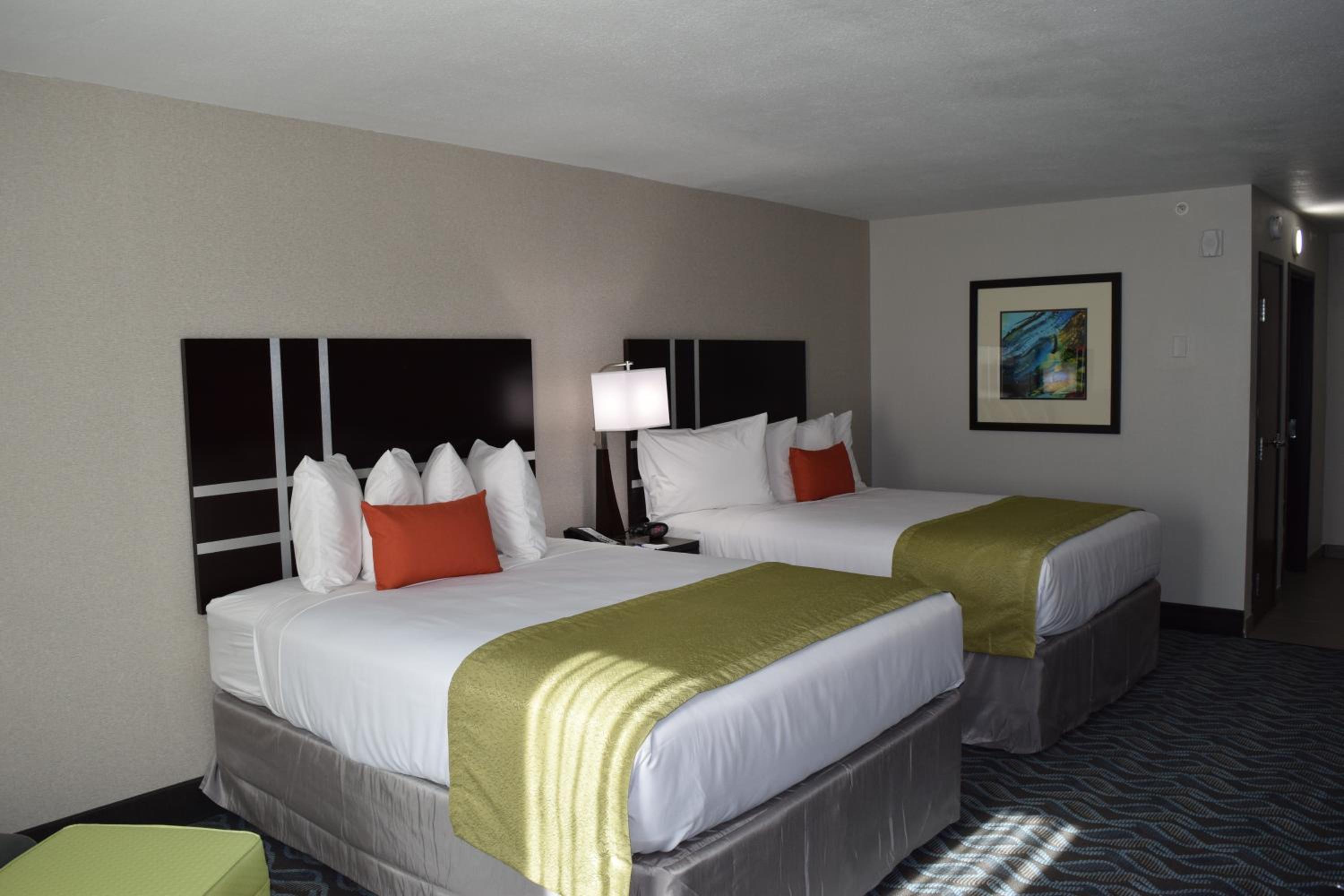 Double Room with Two Double Beds - Photo 9
