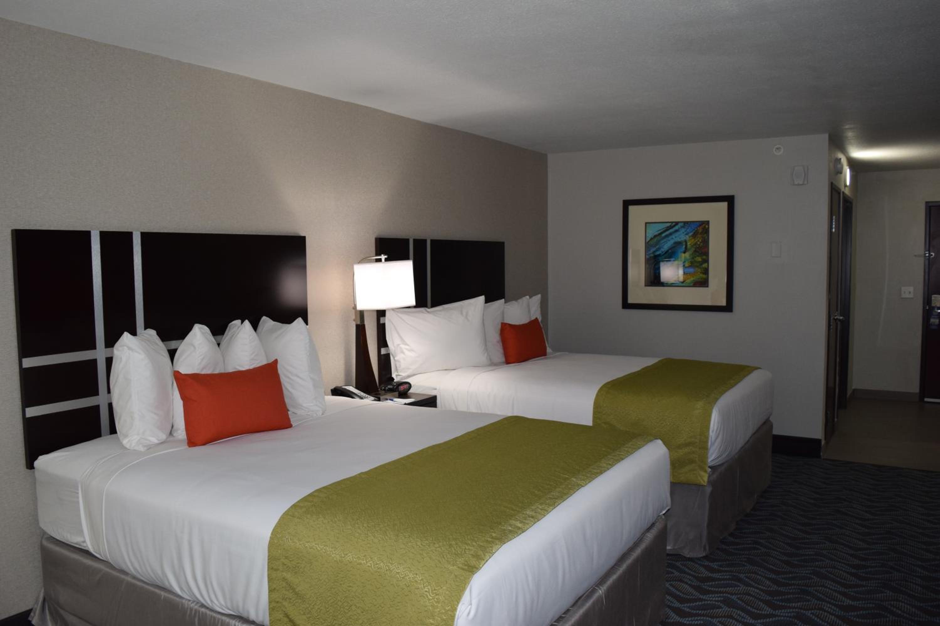 Double Room with Two Double Beds - Photo 7
