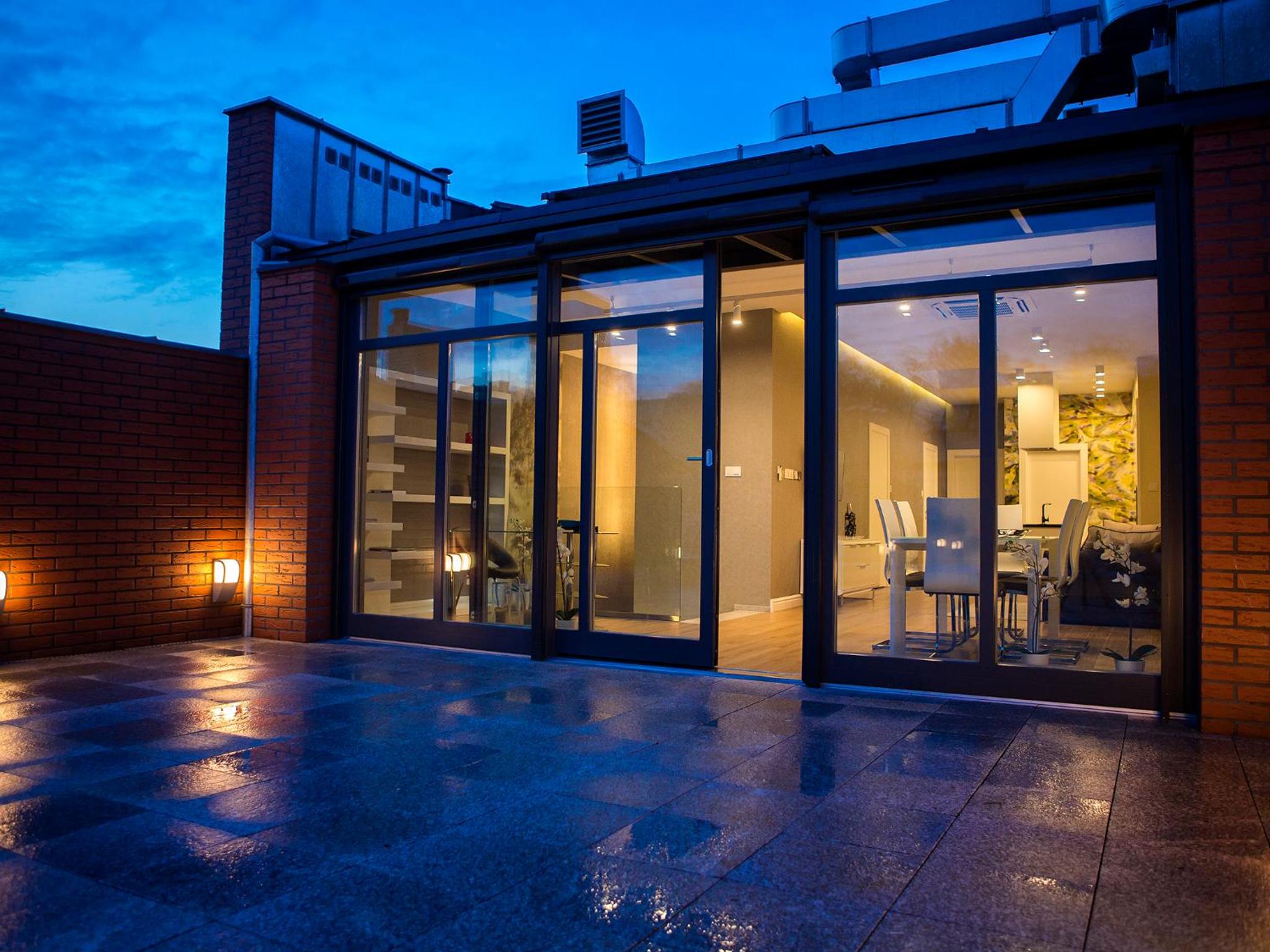 Penthouse Apartment - Photo 15