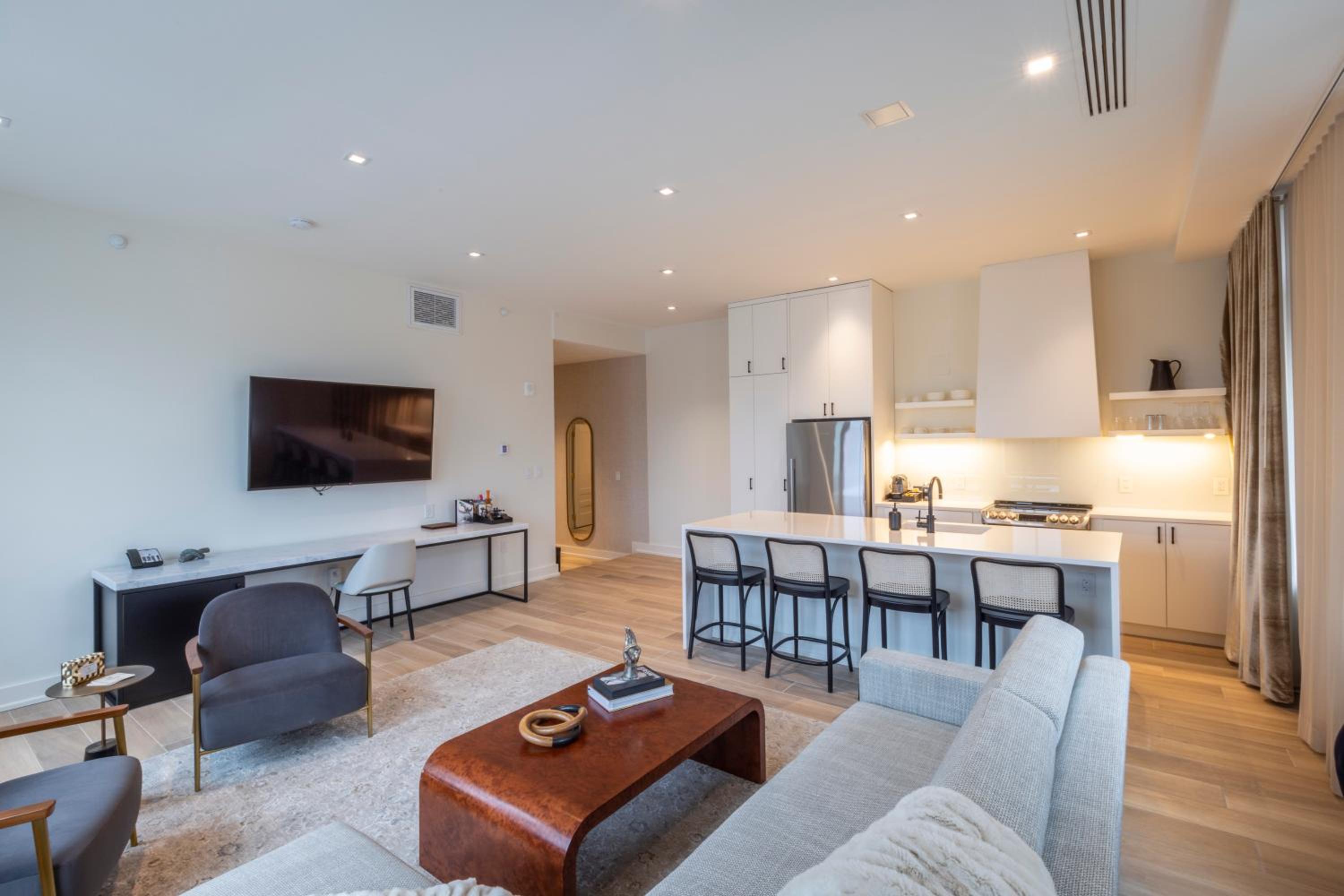 Two-Bedroom Suite photo 2