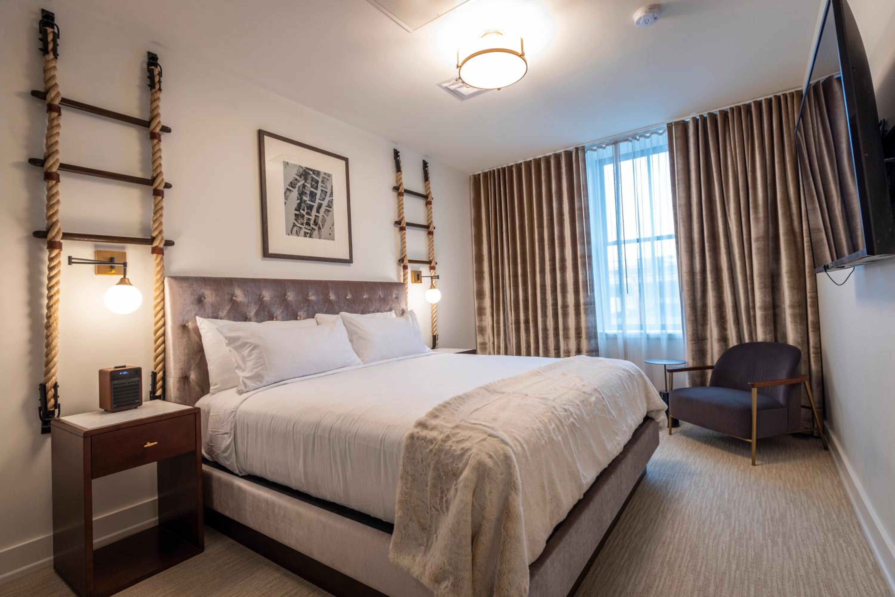 Two-Bedroom Suite photo 3
