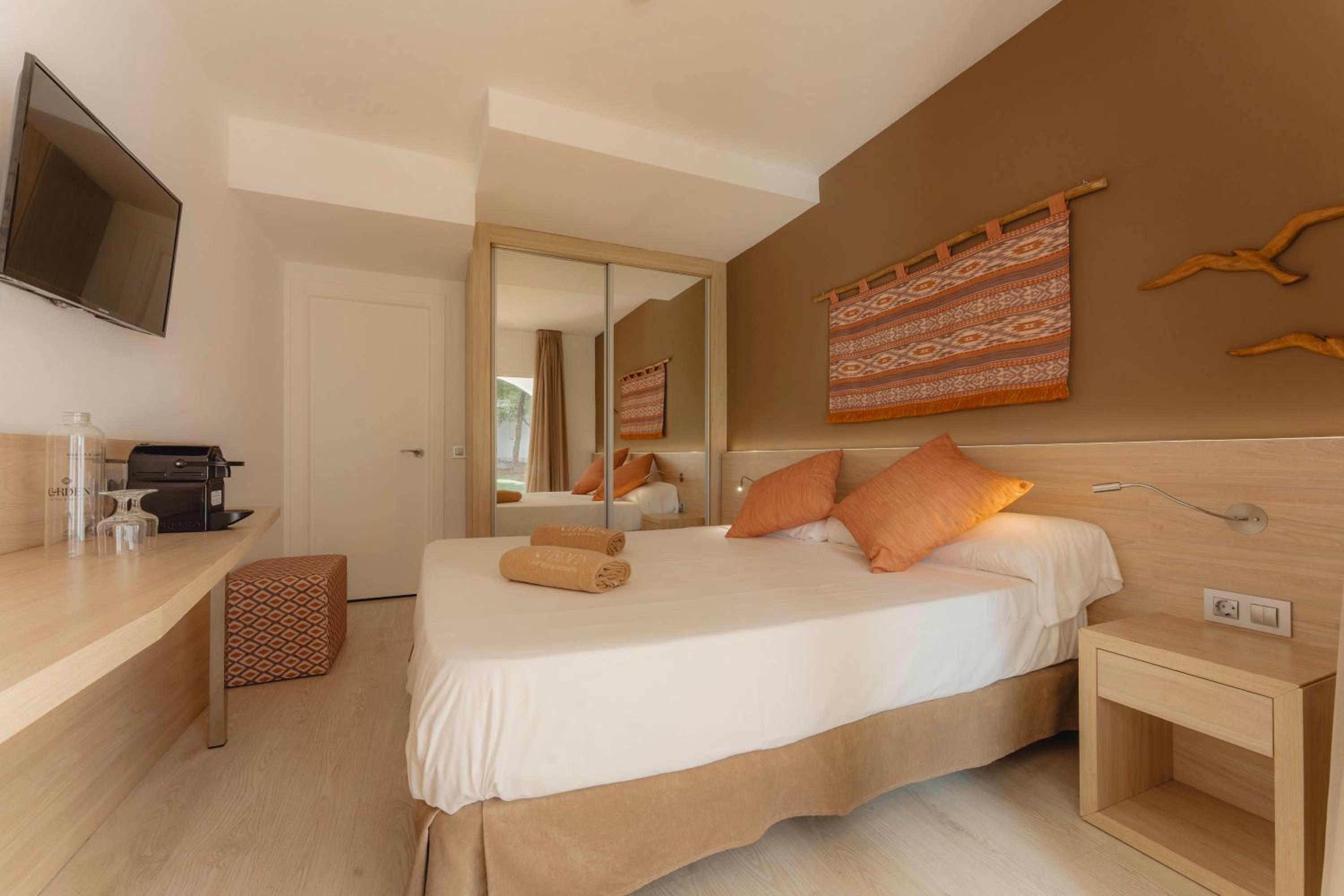 Economy Double Room - Photo 2