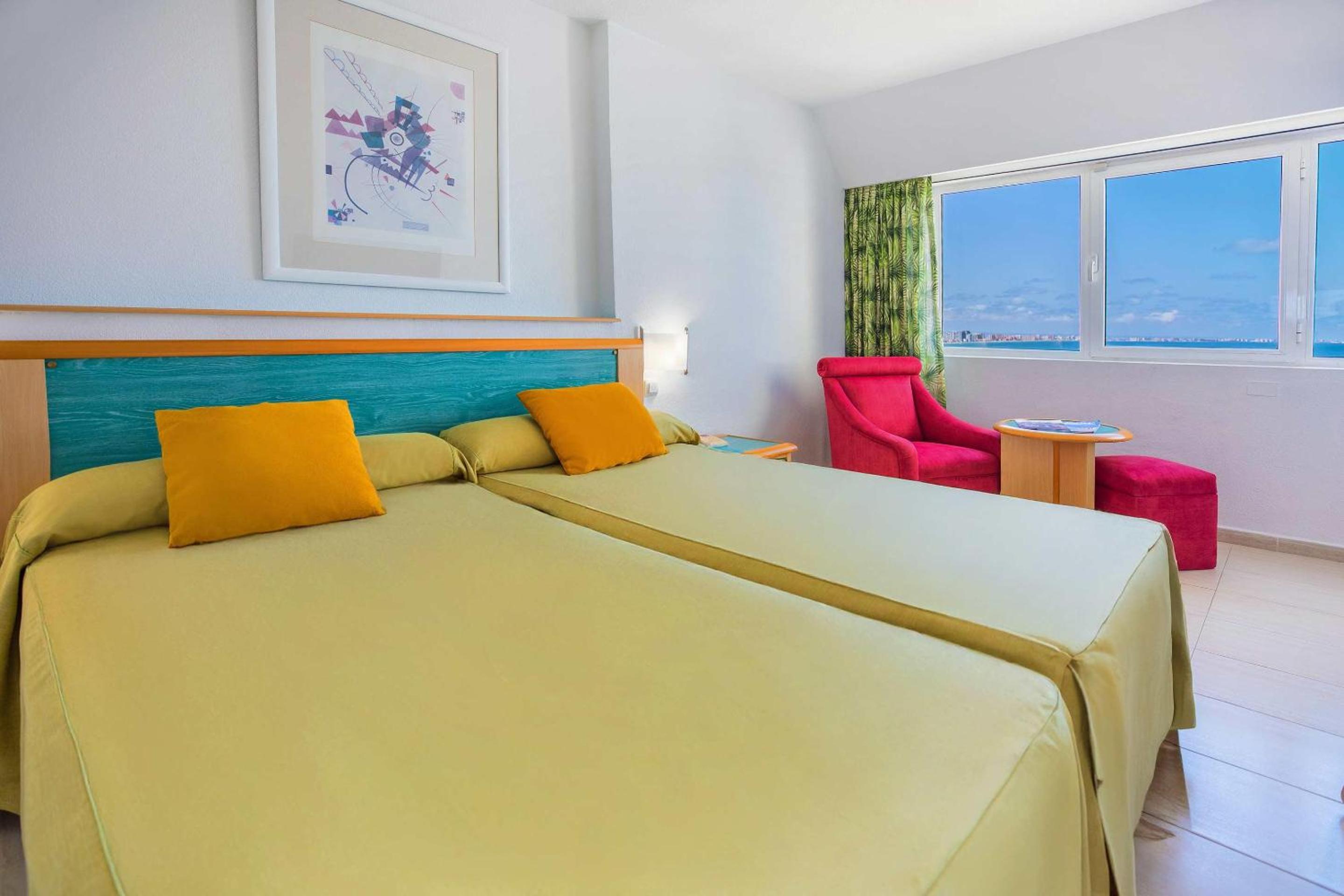 Double Room (2 Adults + 1 Child ) photo 2
