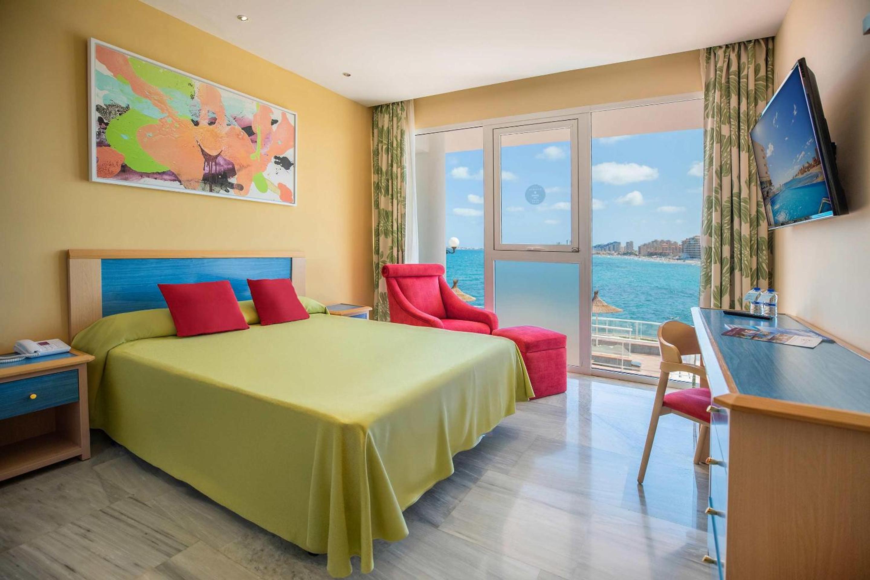 Double Room (3 Adults) photo 2
