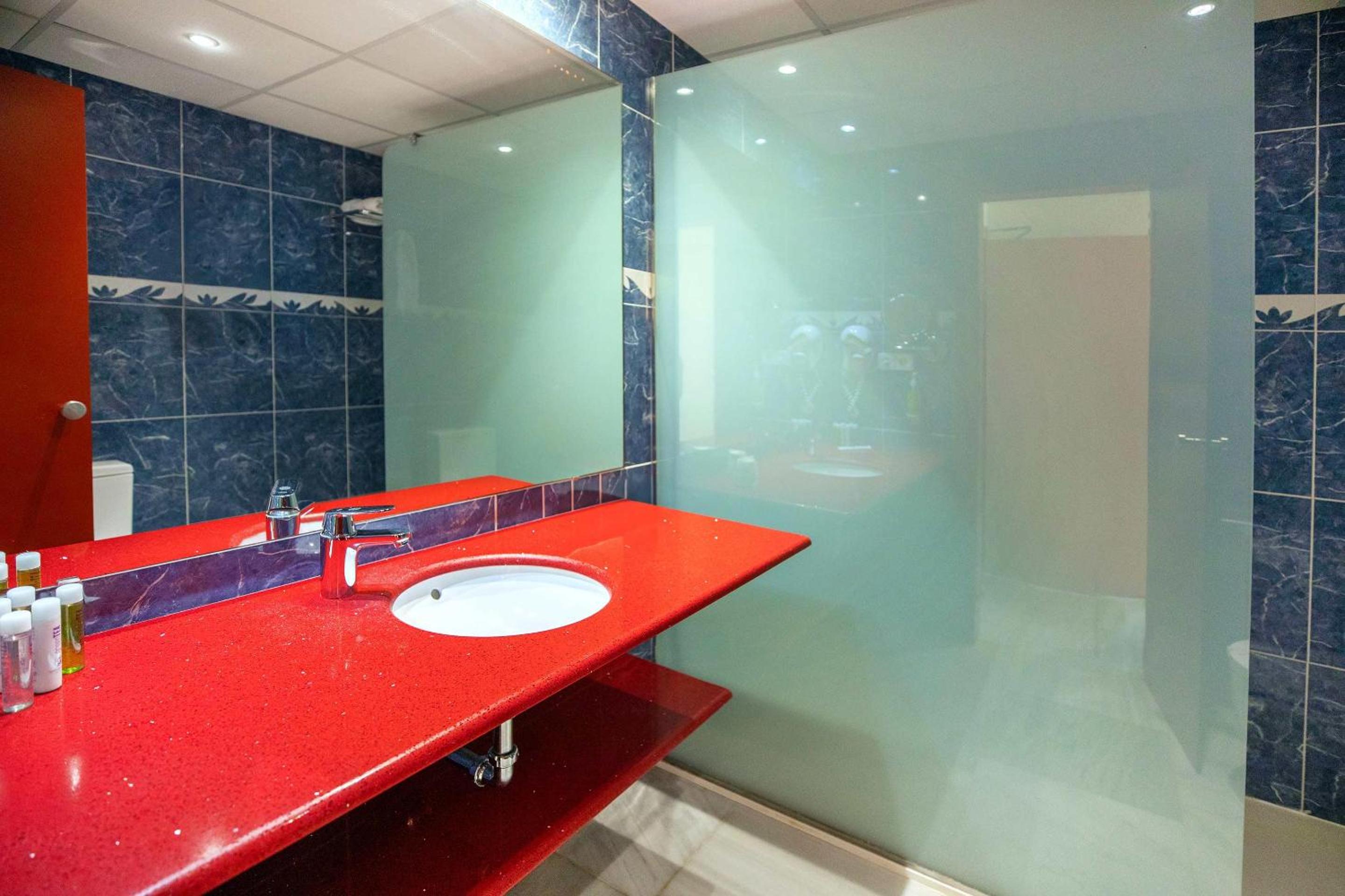 Double Room (3 Adultos)