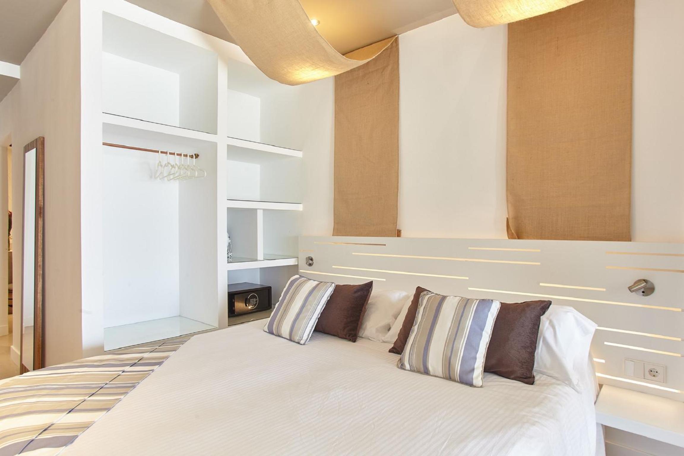 One-Bedroom Apartment (2 Adults + 2 Children) photo 3