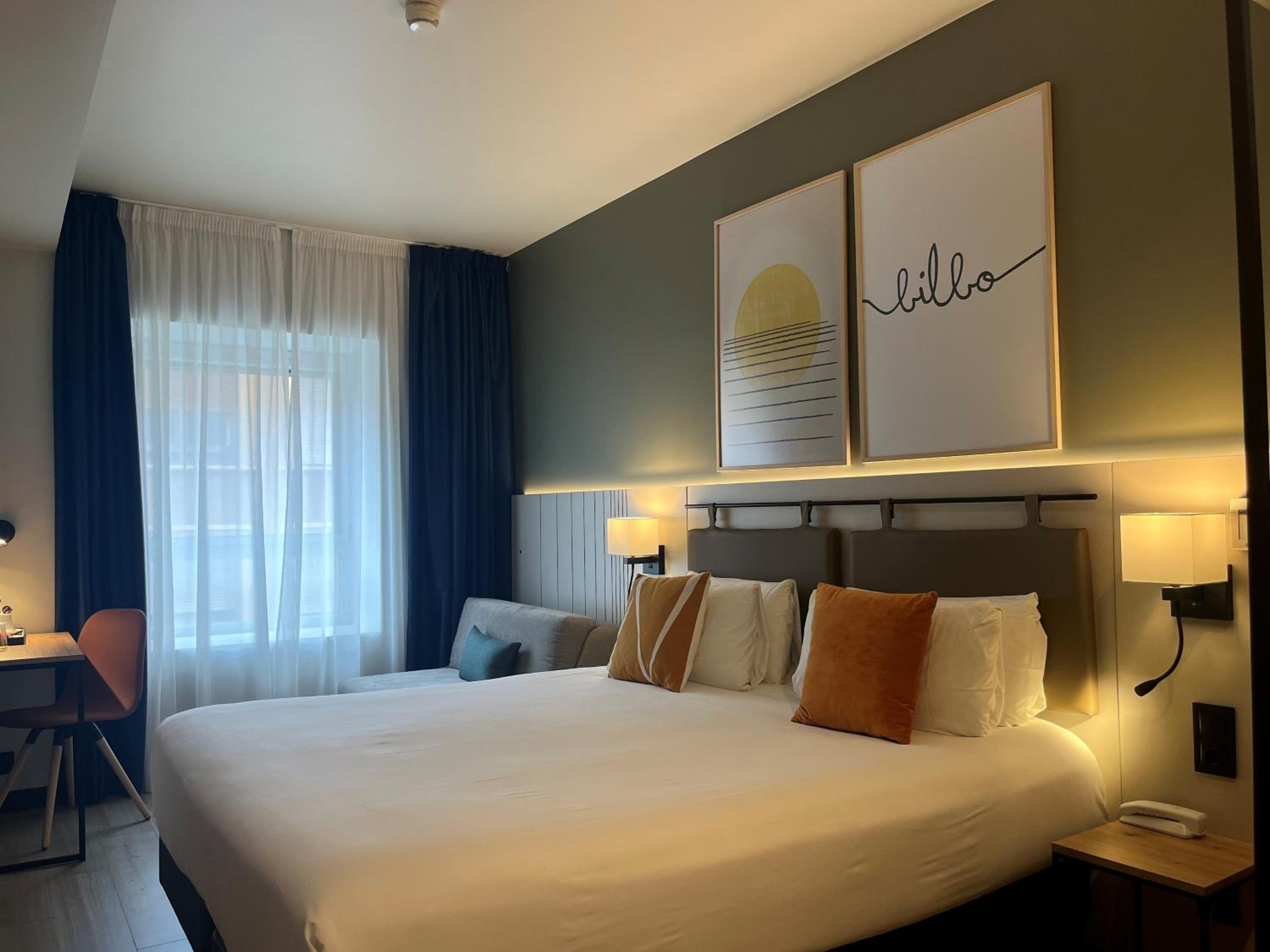 Standard Queen Room - Photo 3