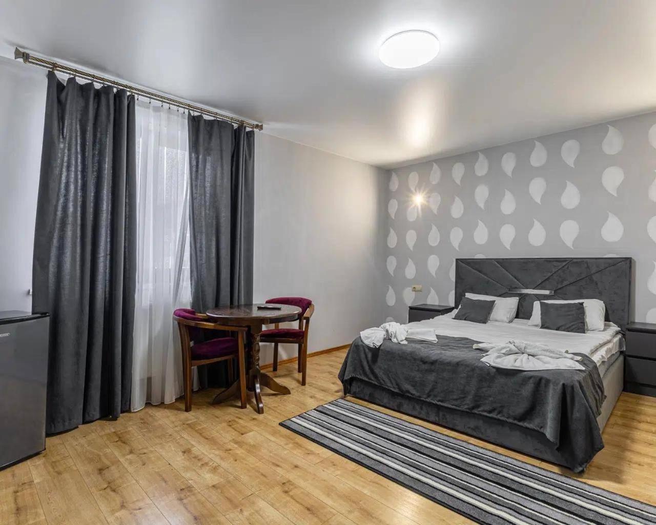 Deluxe Double Room photo 2