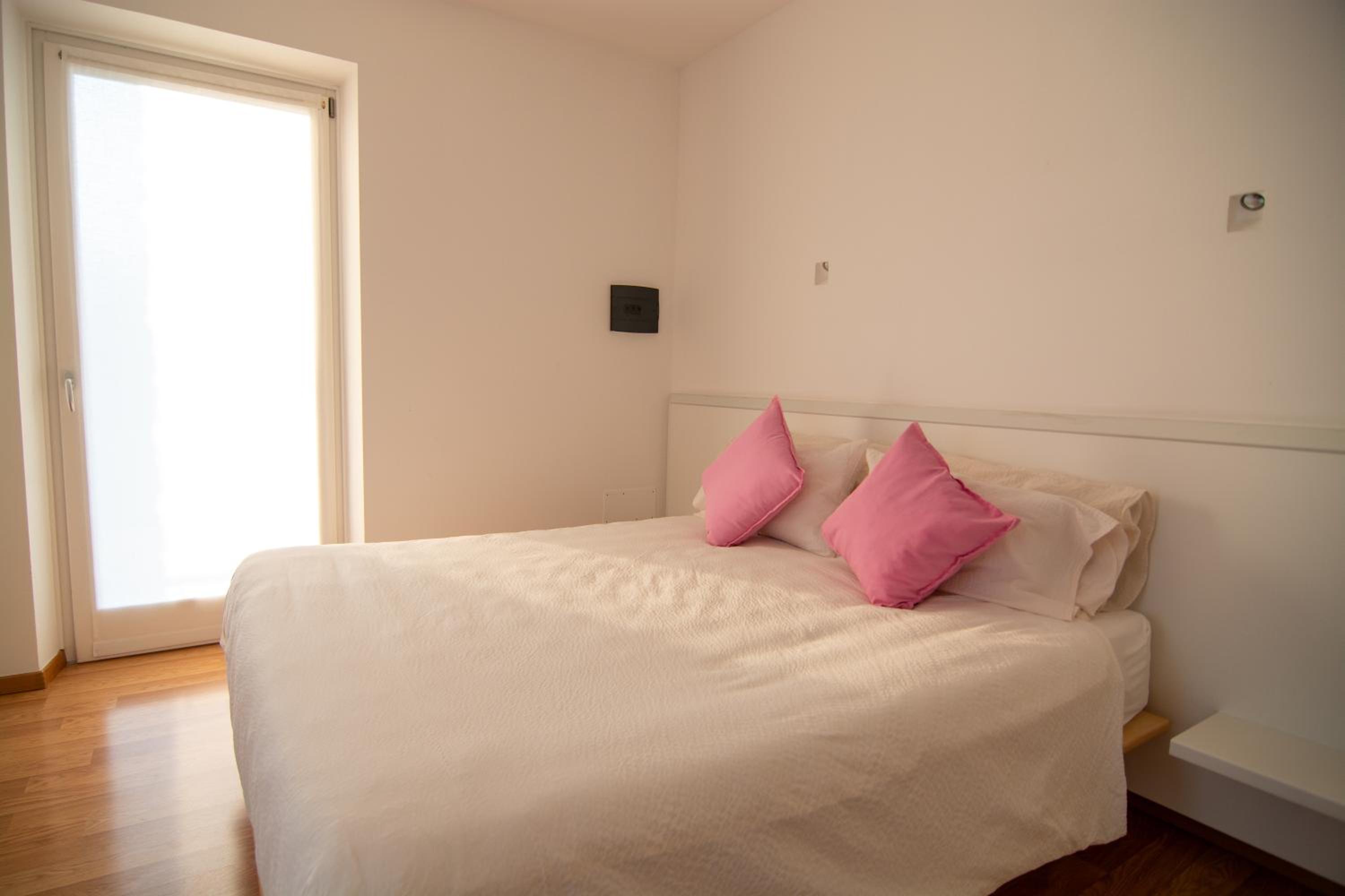 Double or Twin Room with Mountain View photo 2