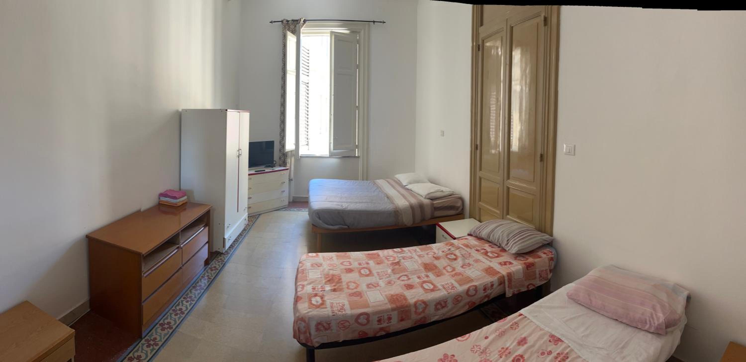 Triple Room with Private External Bathroom