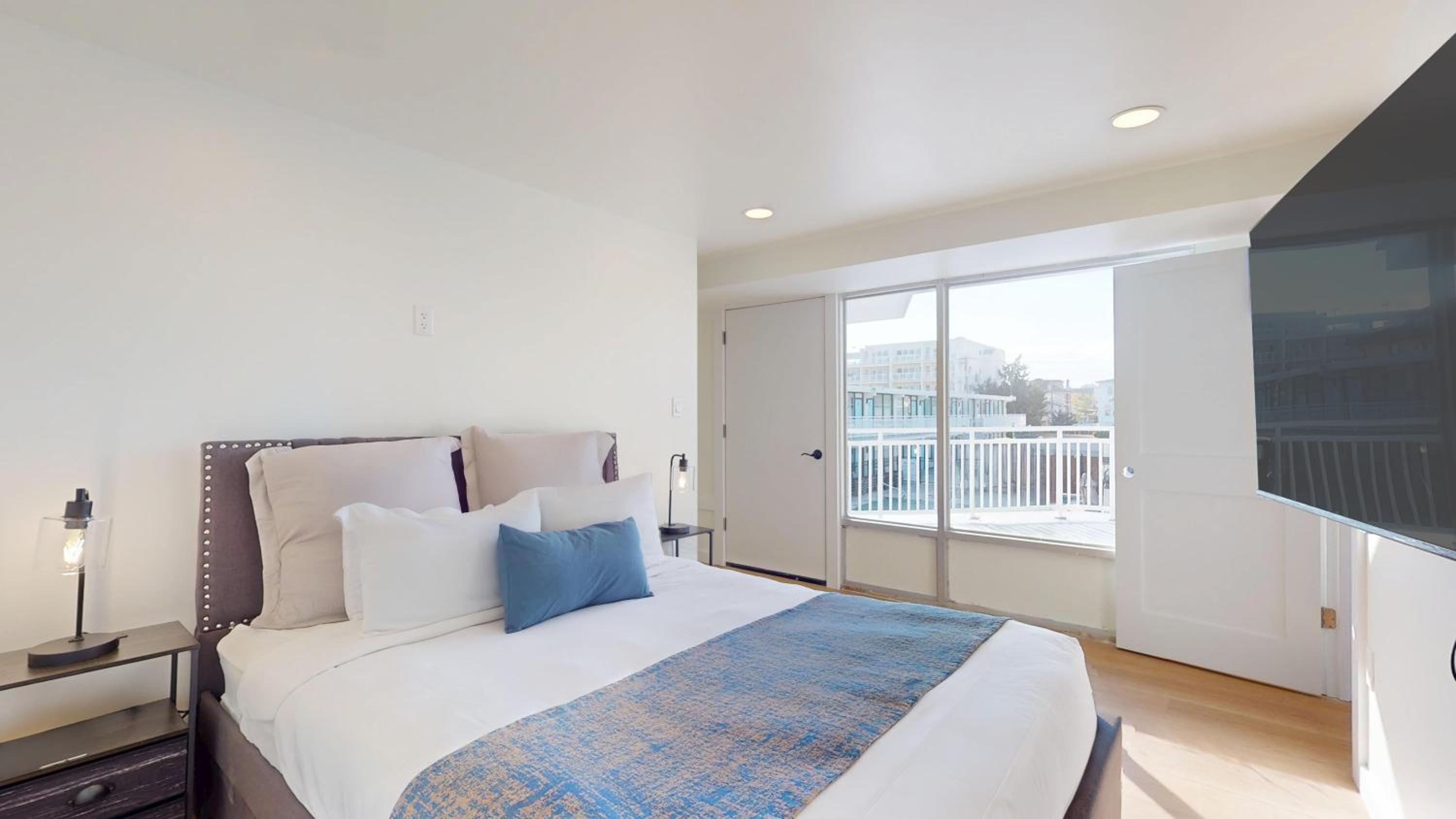 2 Bedroom 2 Bathroom Pool View Suite photo 3