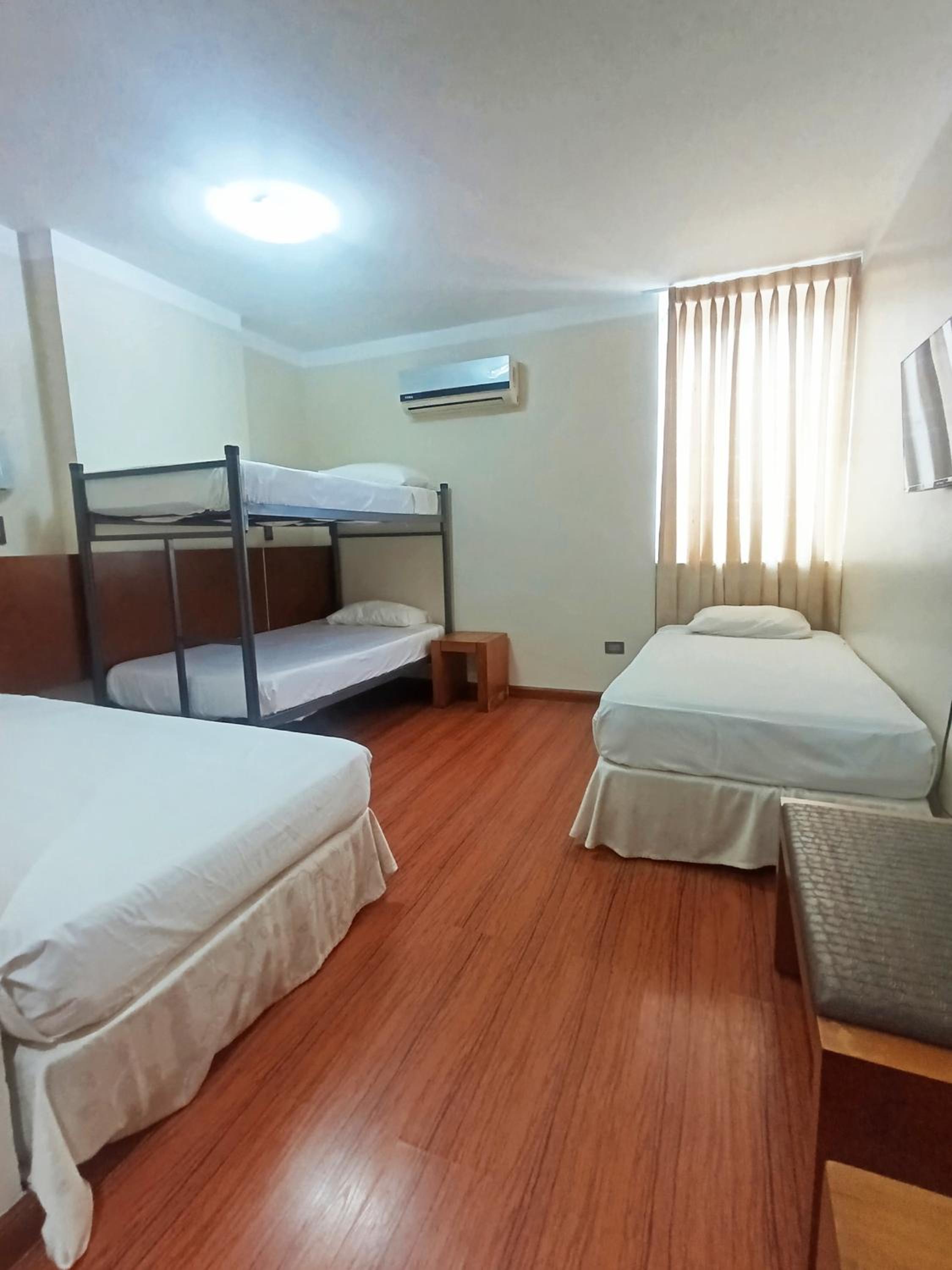 Classic Quadruple Room photo 1