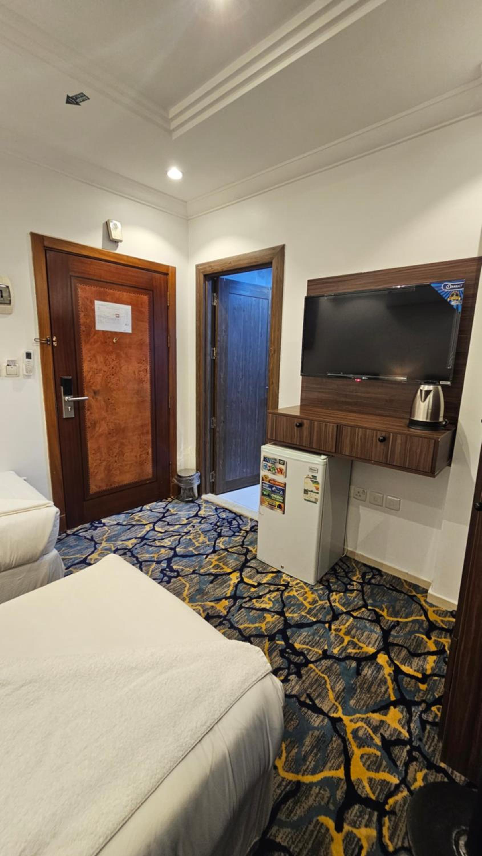 Deluxe King Room photo 1