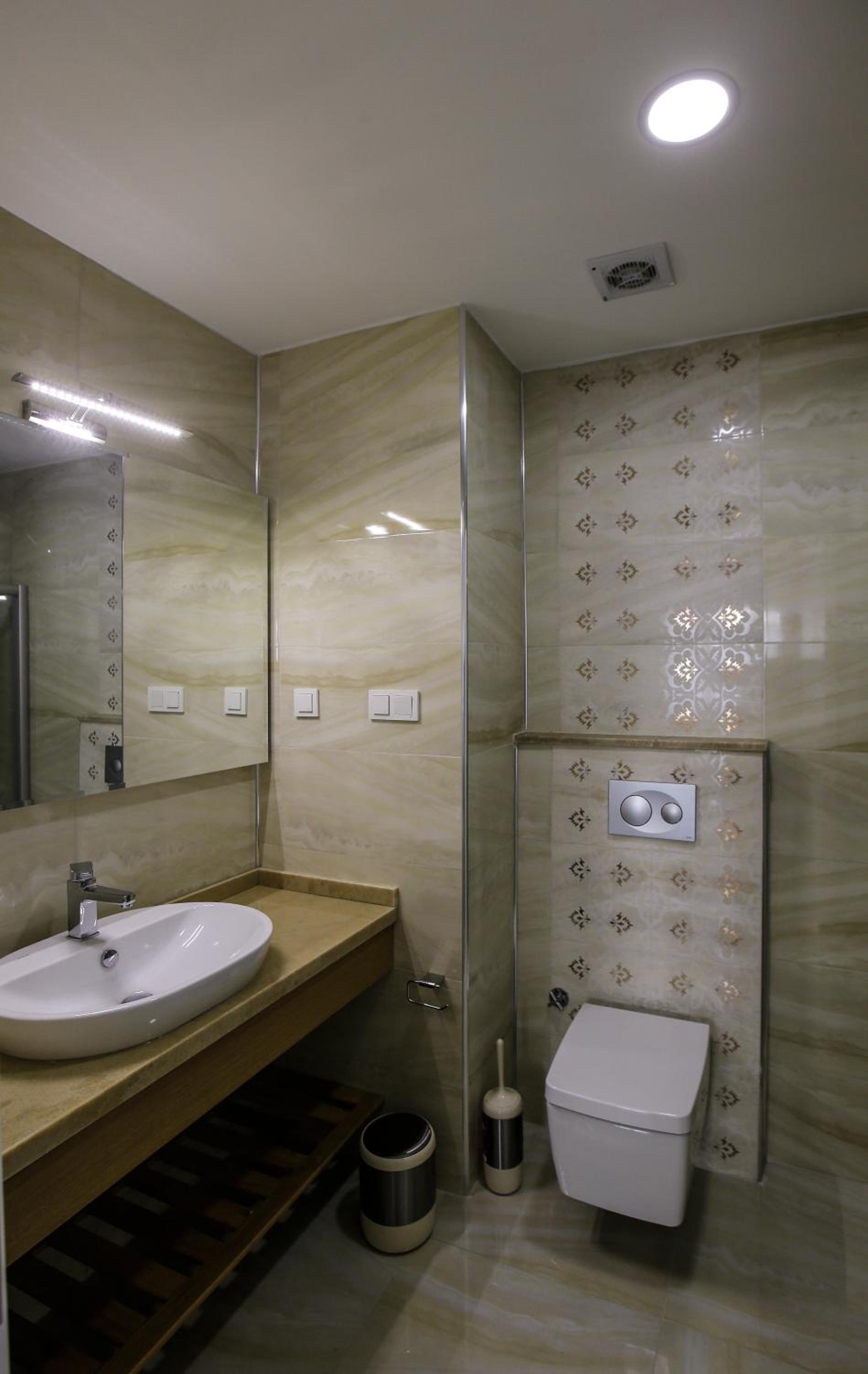 Deluxe Double Room with Balcony and Sea View - Photo 22