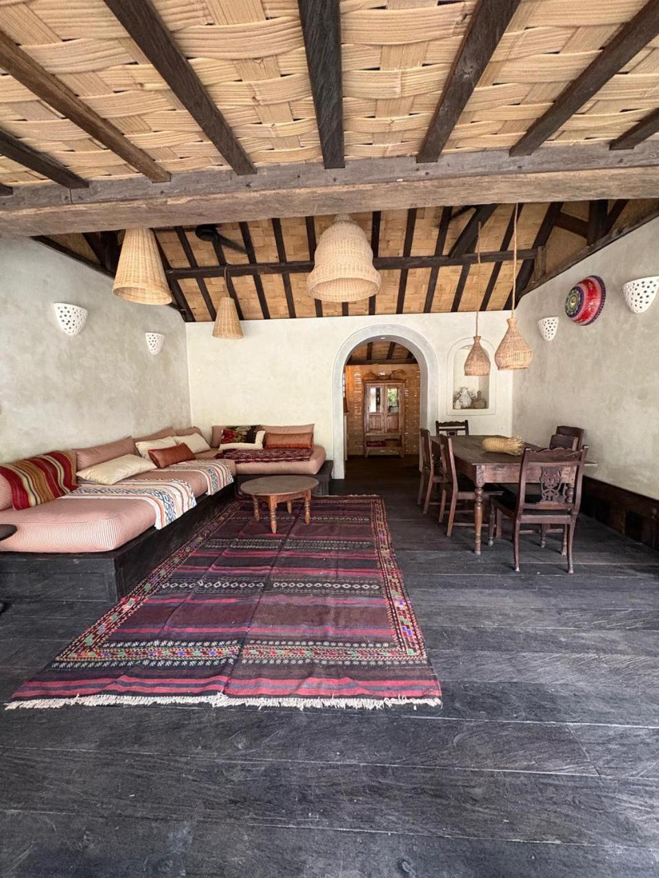 The Parrot House – Three Bedroom Villa with Private Pool photo 1