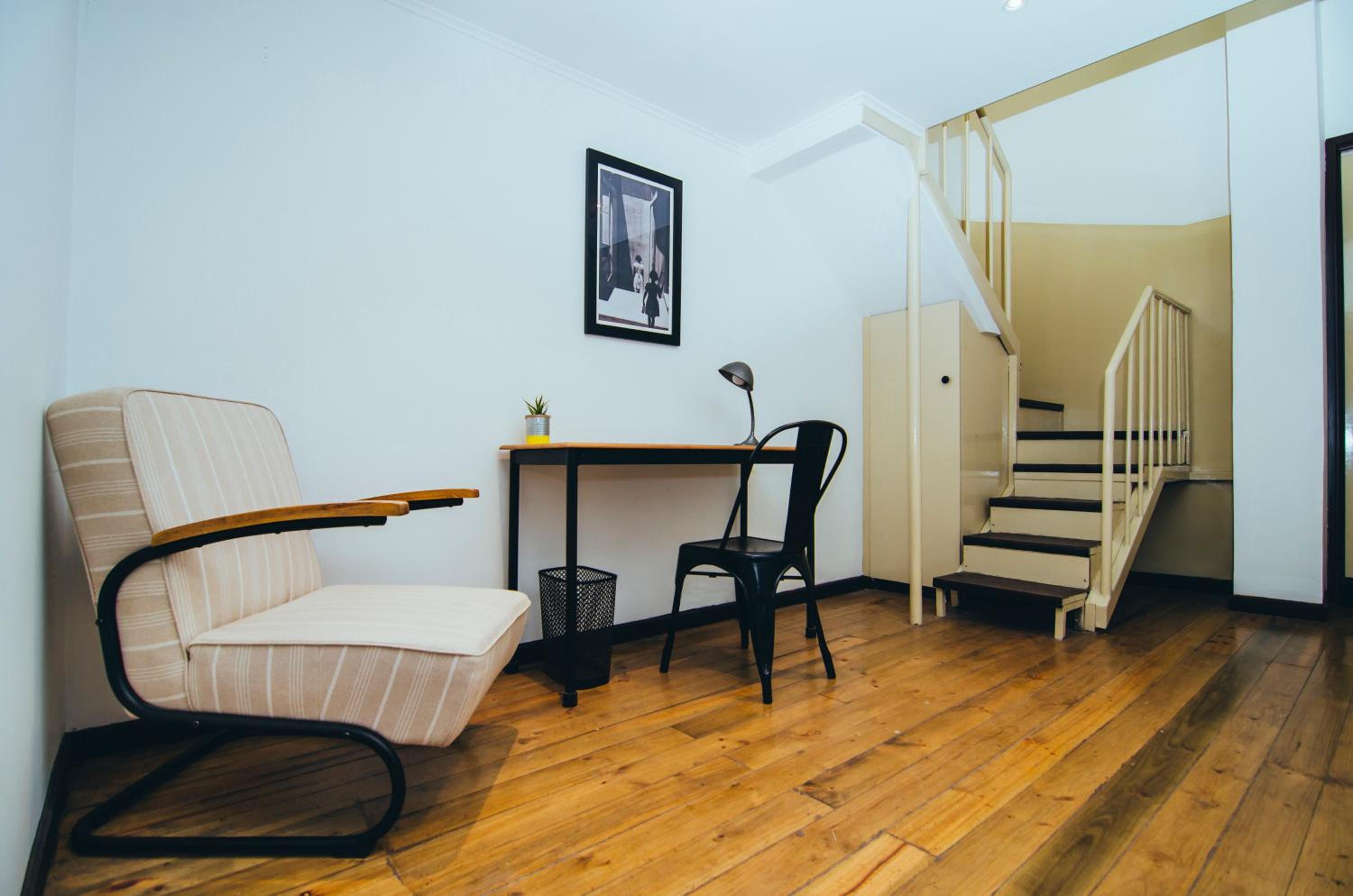 Single Room with Private Bathroom photo 1