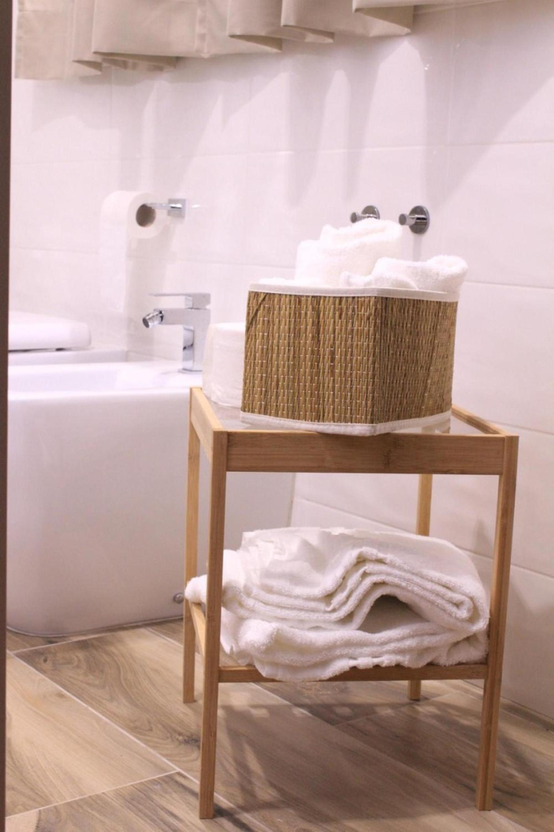 Deluxe Double Room with Extra Bed photo 3