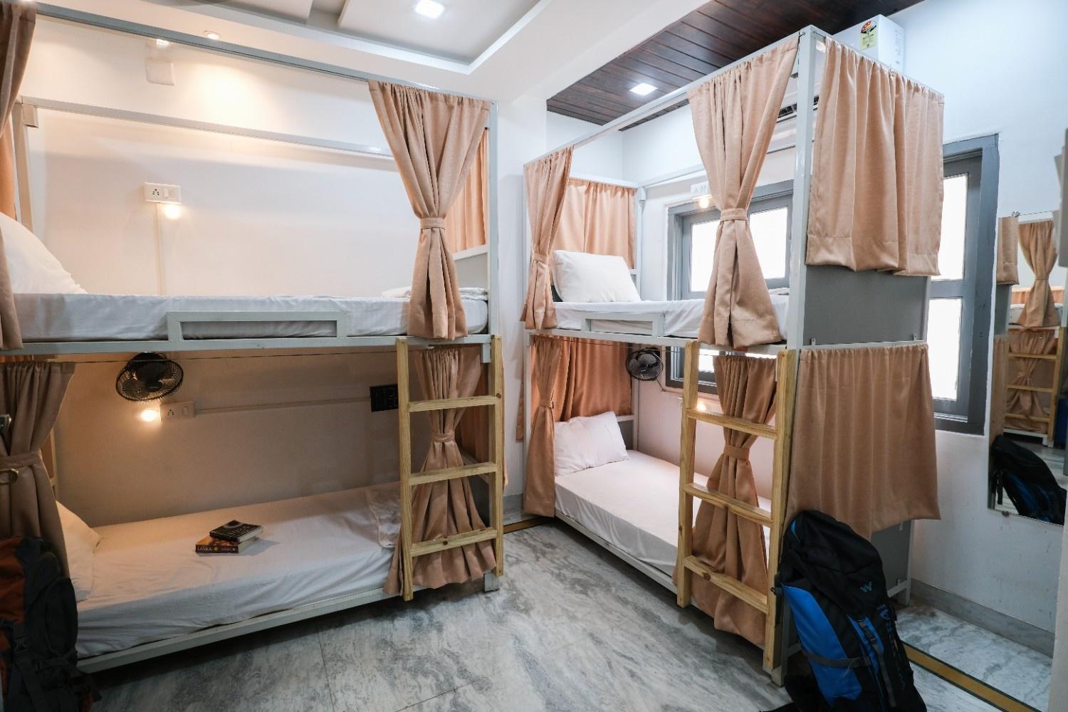 Bed in 6-Bed Female Dormitory Room photo 2