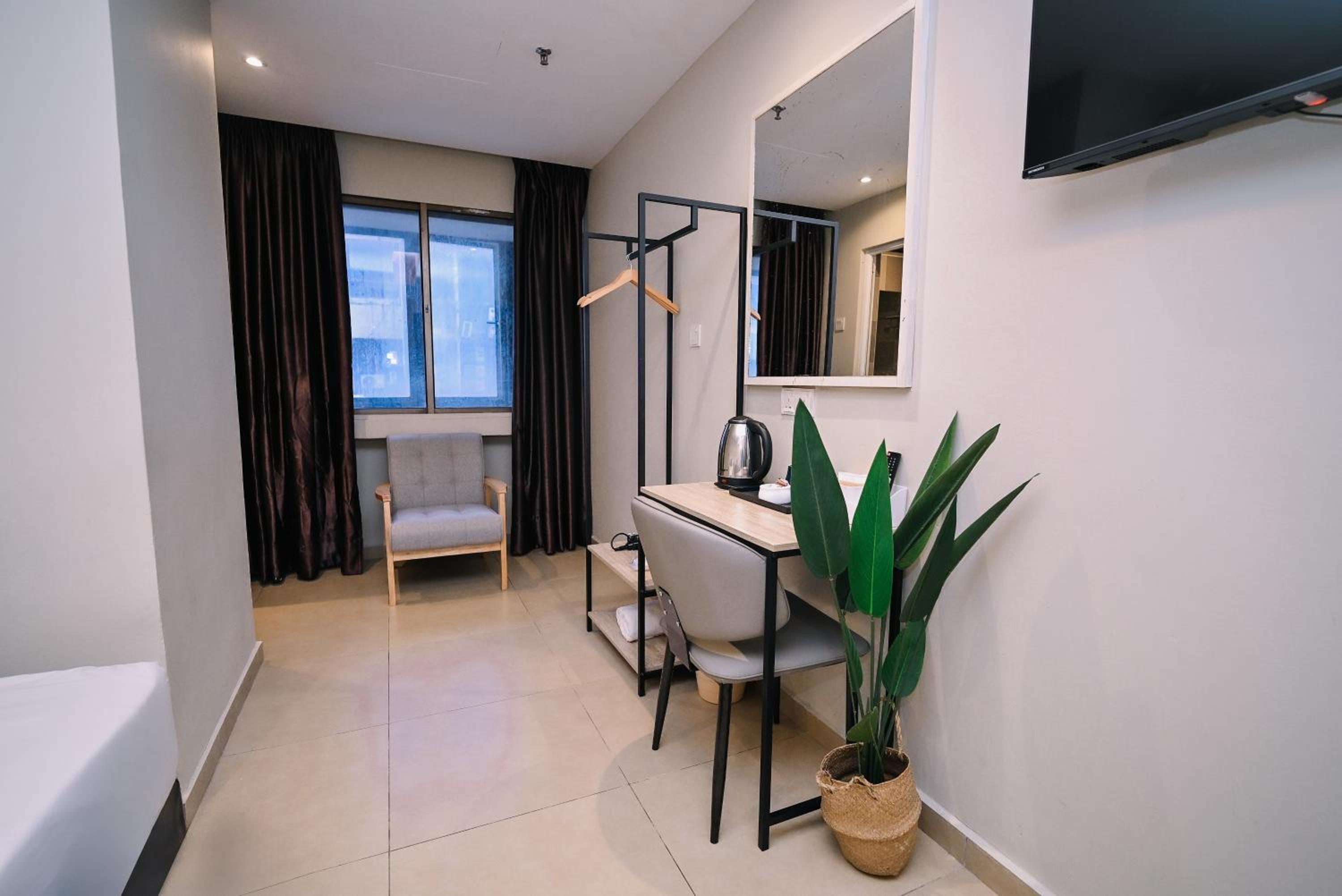 Deluxe Twin Room