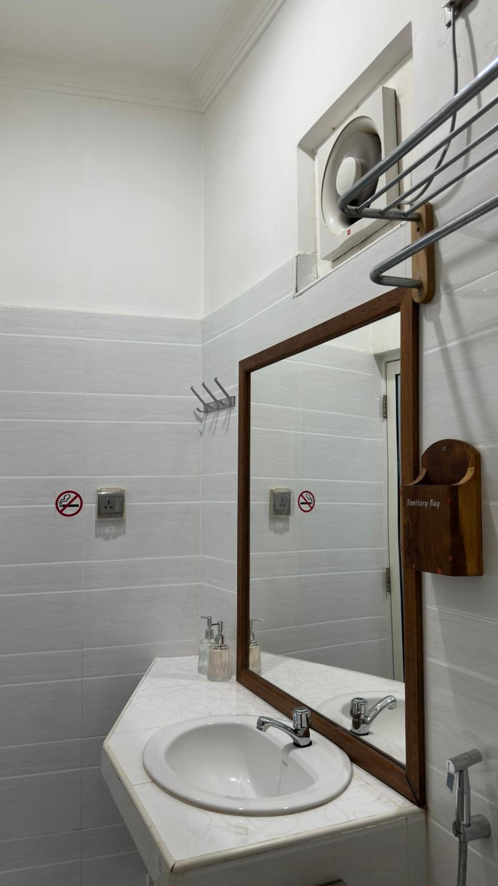 Budget Double Room photo 2